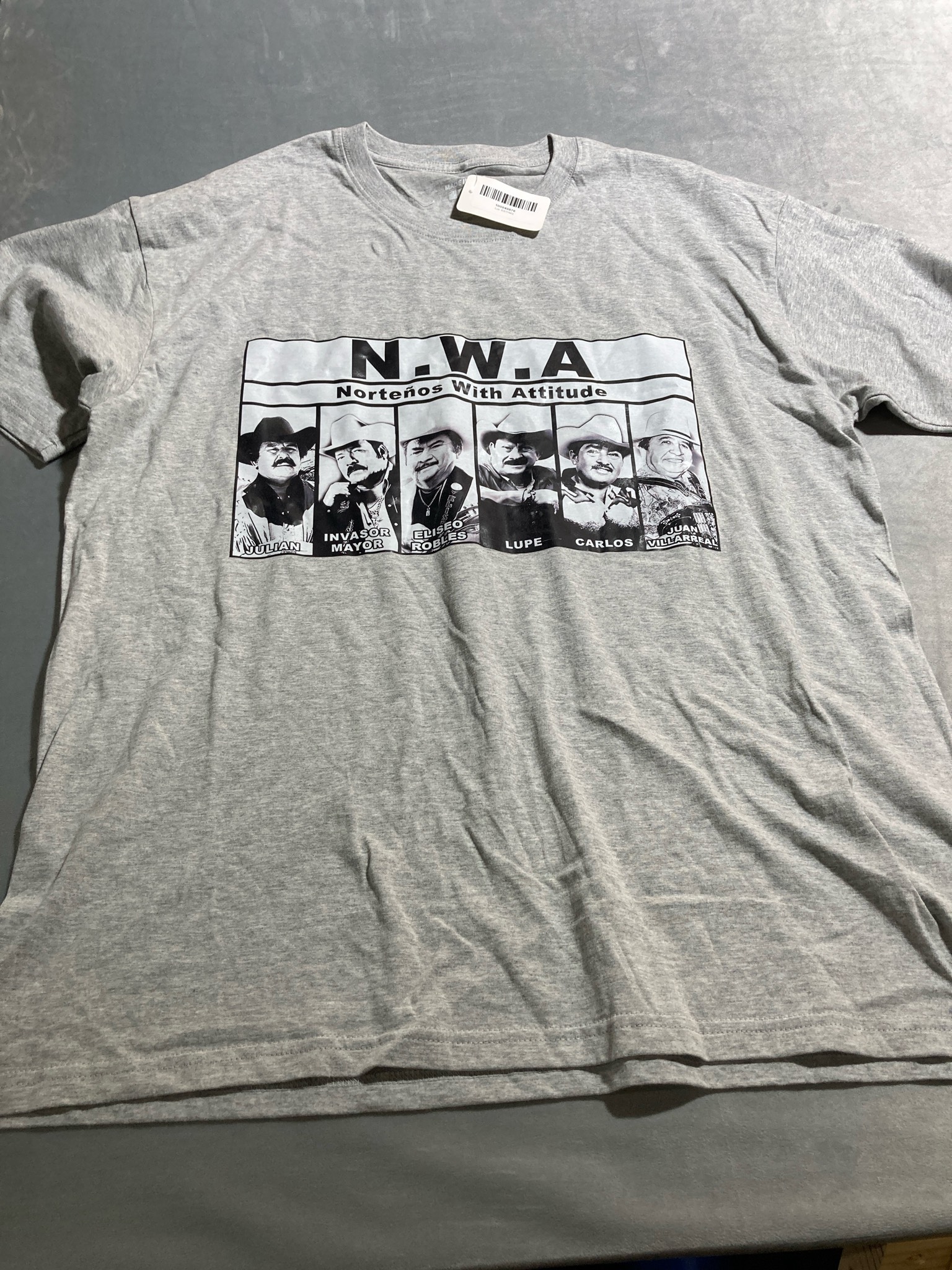Light Heather Gray Graphic T-Shirt Size XL