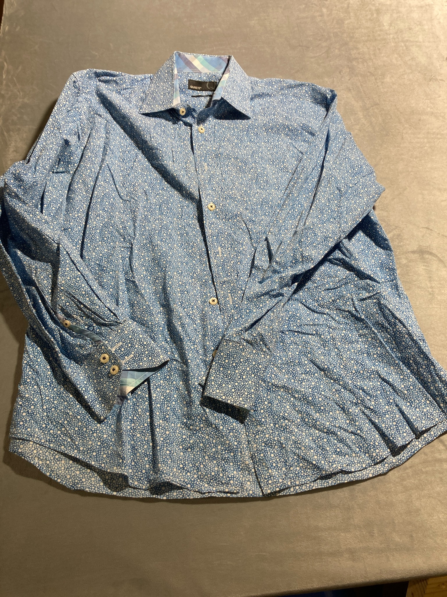 Quieti blue and white patterned cotton button up shirt size large