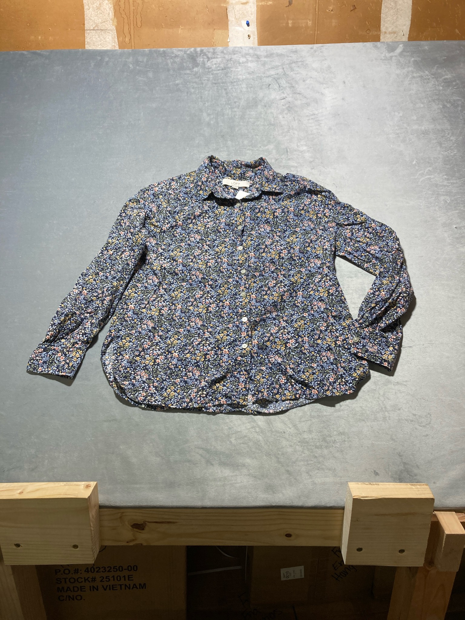 LOFT Navy Ditsy Floral Cotton Rayon Blouse Size S