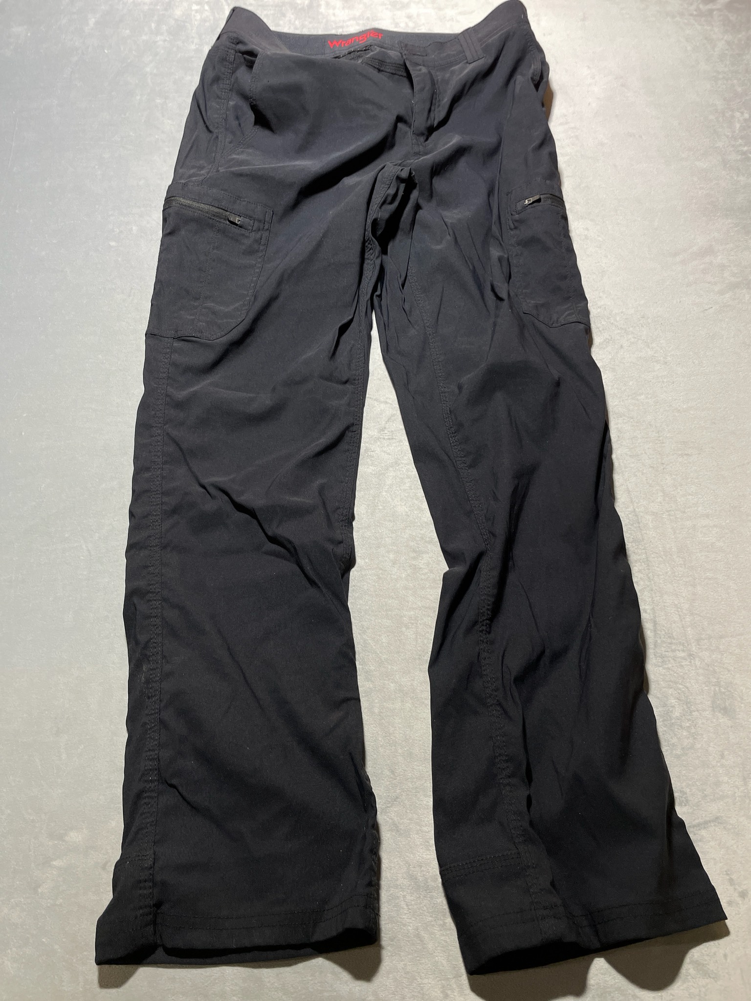 Wrangler Black nylon blend cargo pants size 32x32