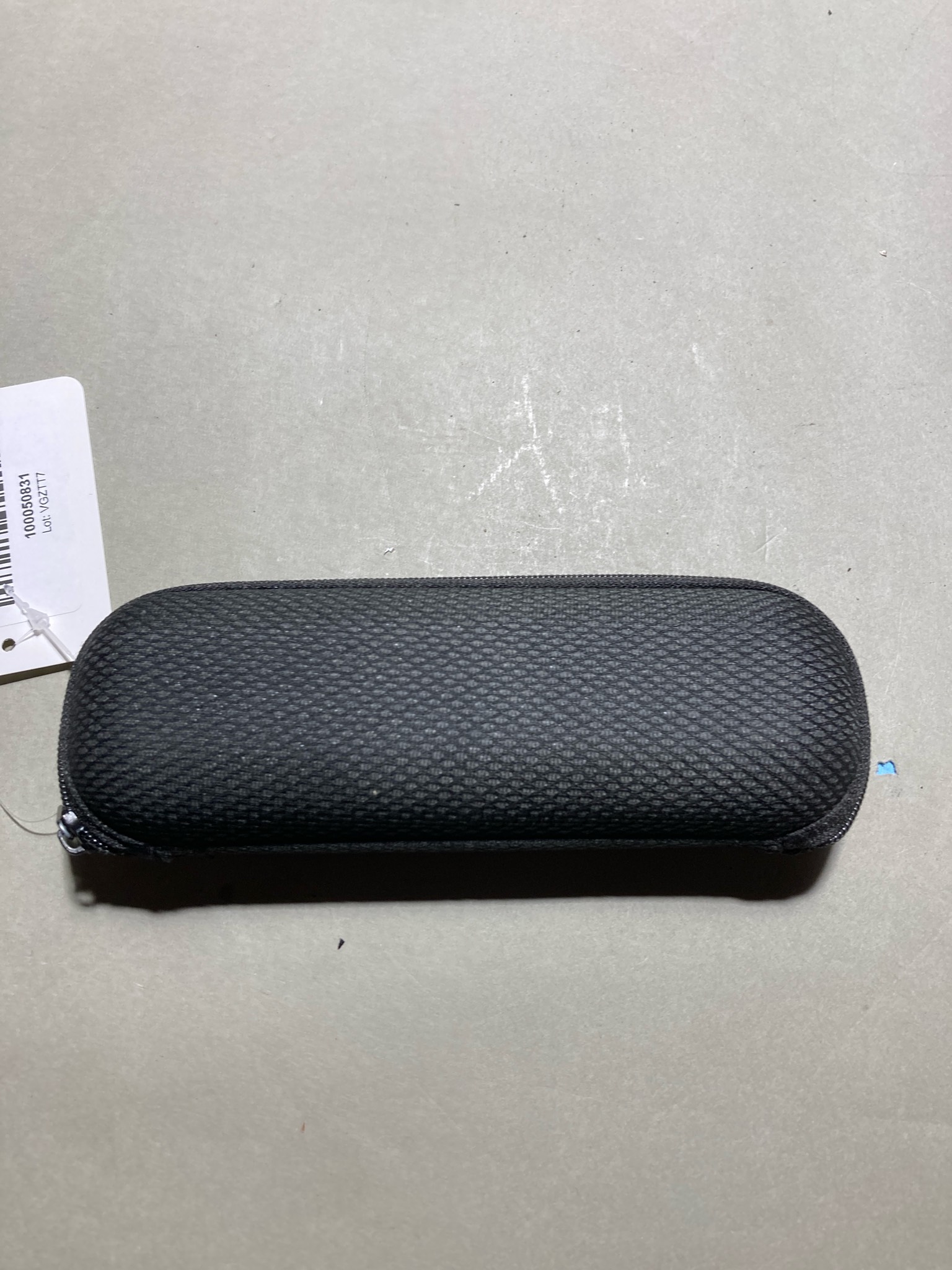 Black Rectangular Reading Glasses with Zippered Case Size 49-19-140