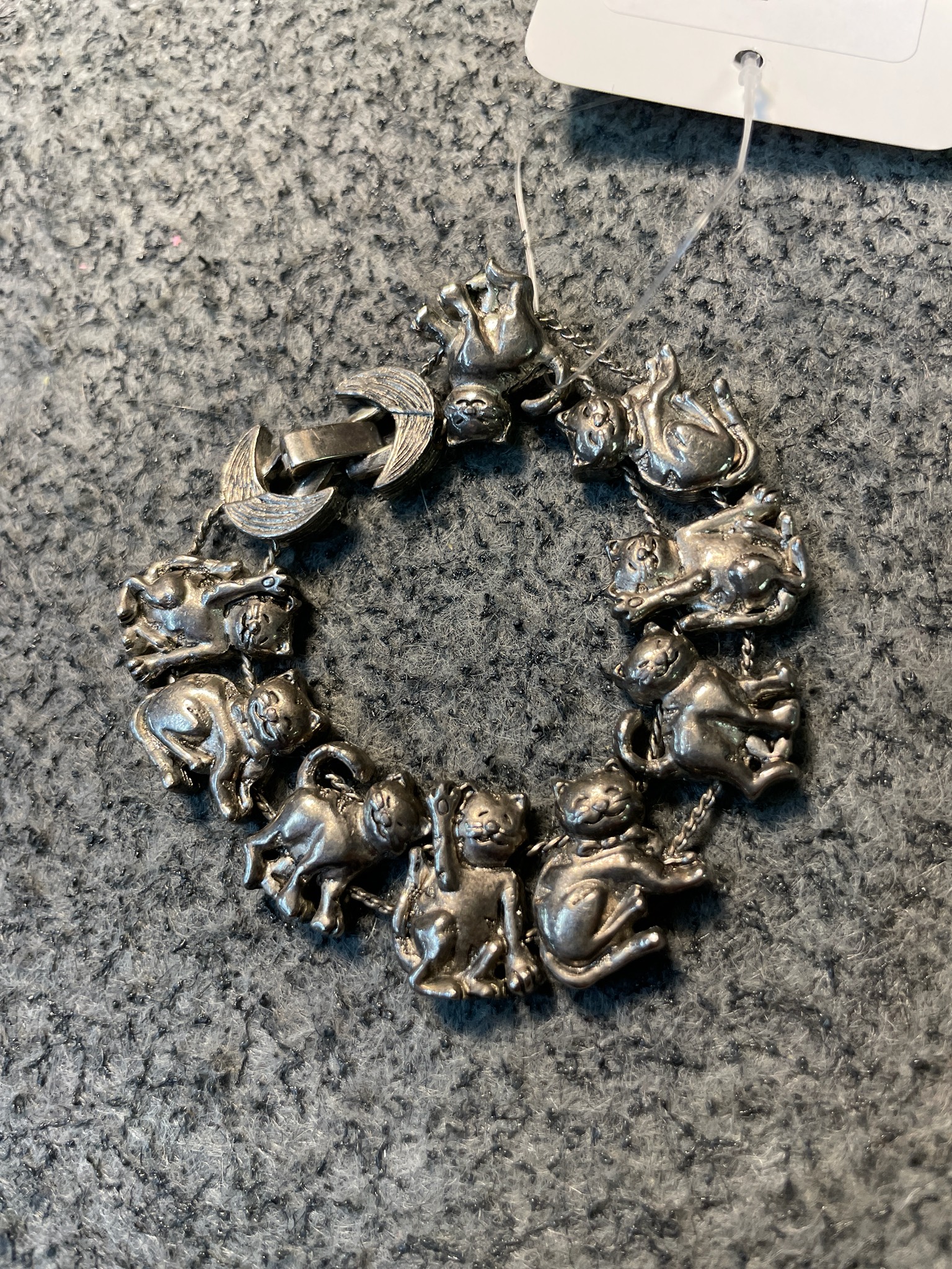 Silver Tone Cat Charm Bracelet
