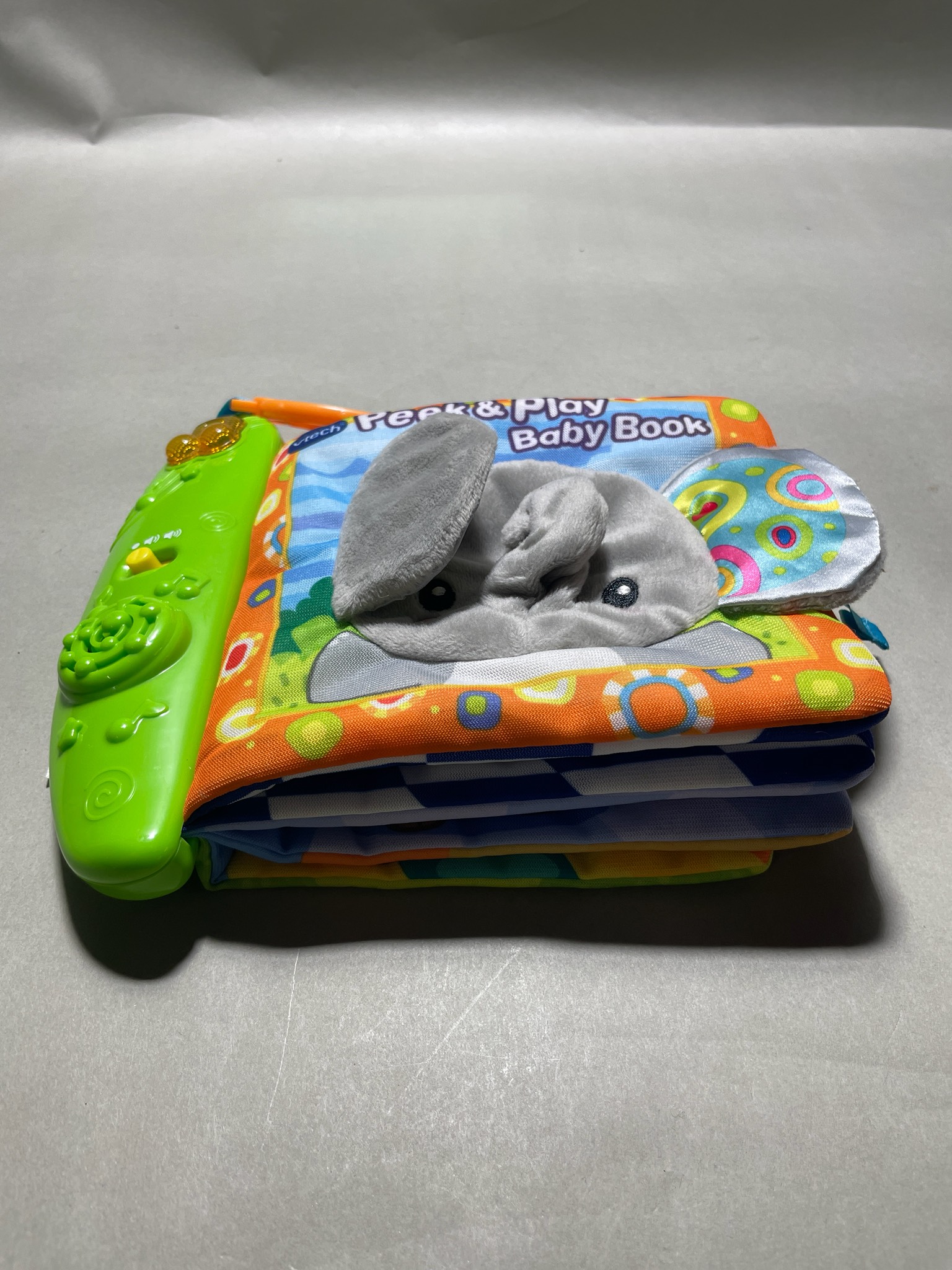 VTech Peek and Play Baby Book