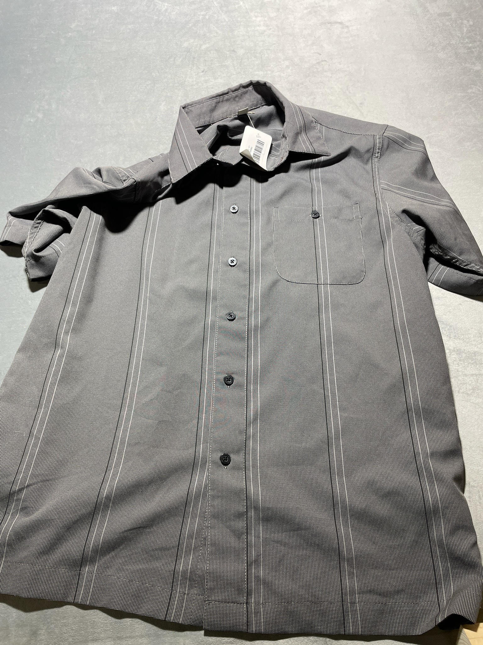 Haggar clothing gray striped button up shirt size medium