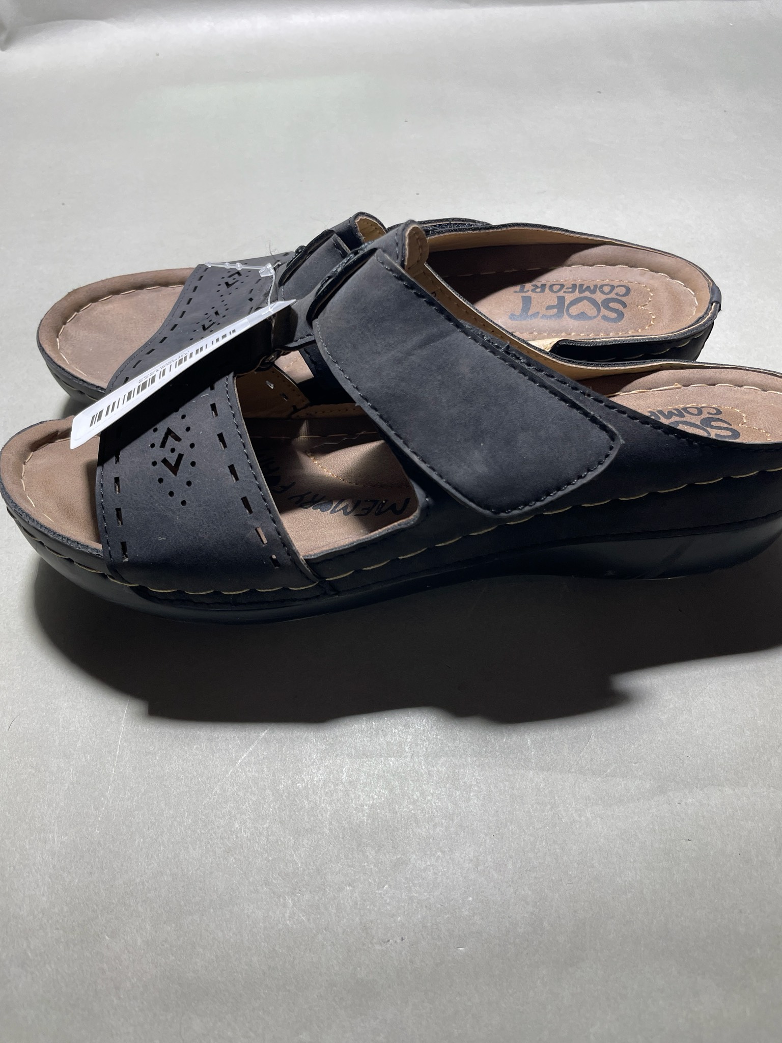 SOFT COMFORT Black Two-Strap Sandals