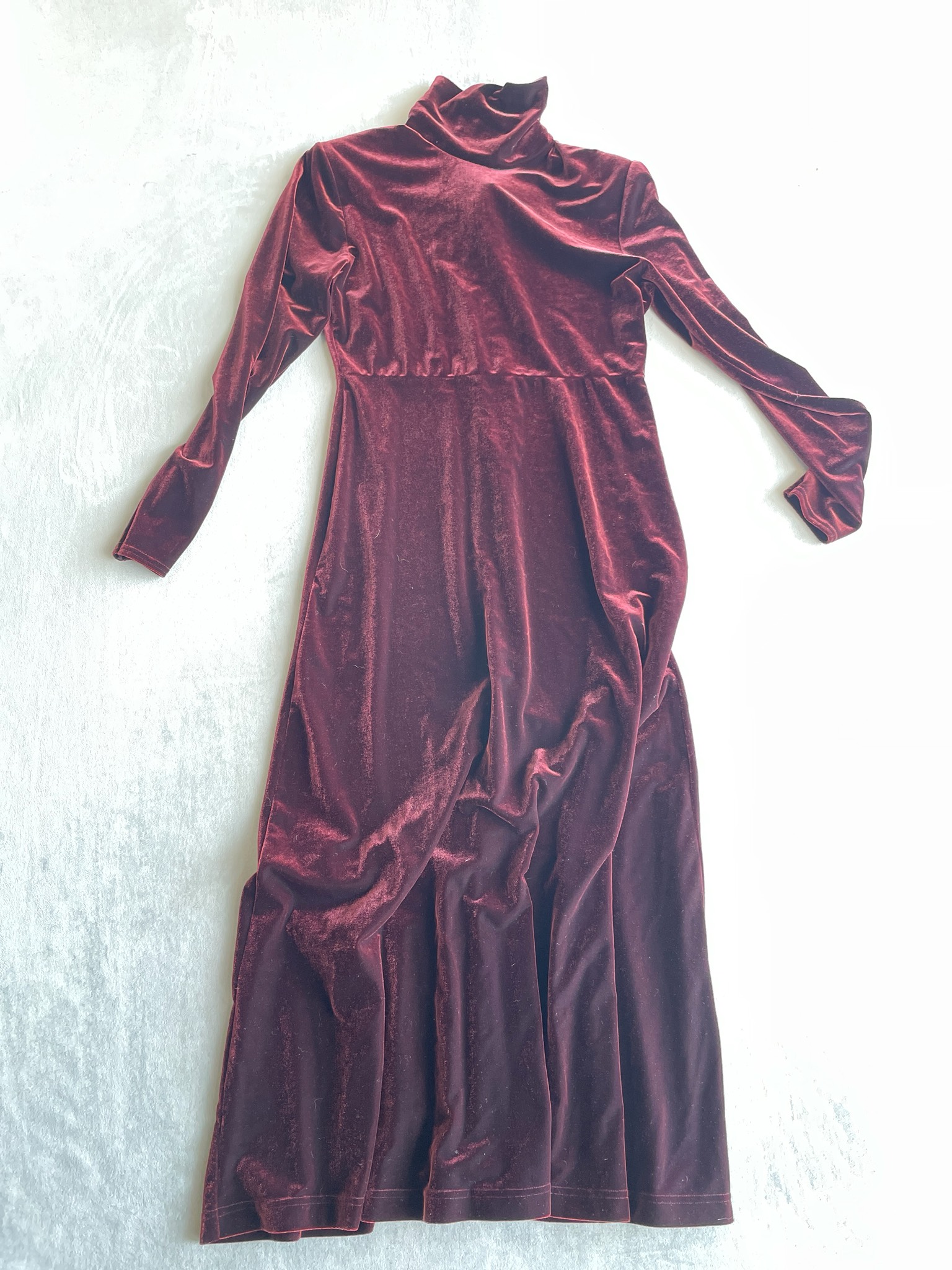 Amanda Smith Burgundy Velvet Maxi Dress