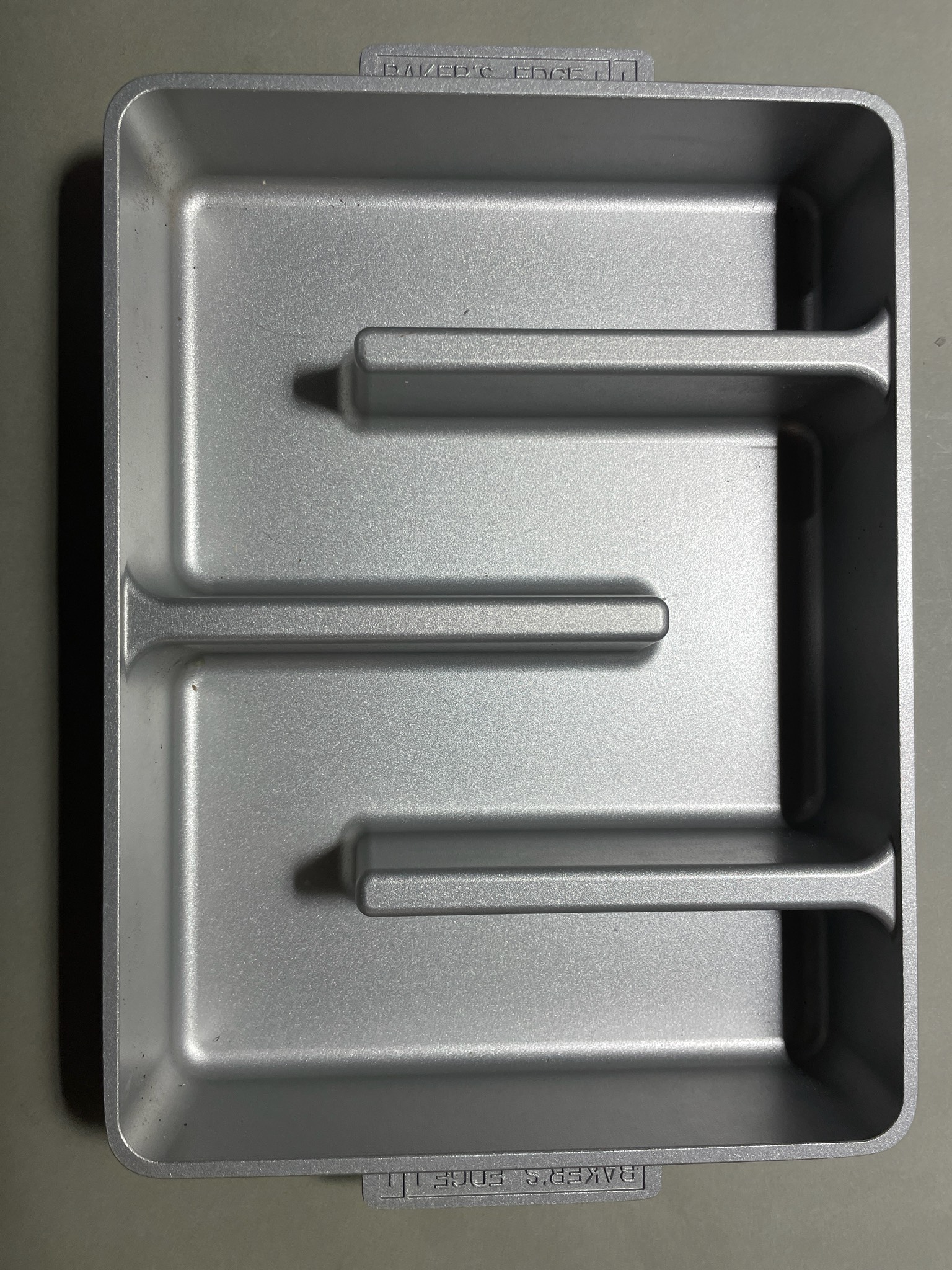 Baker's Edge Silver Ribbed Loaf Pan