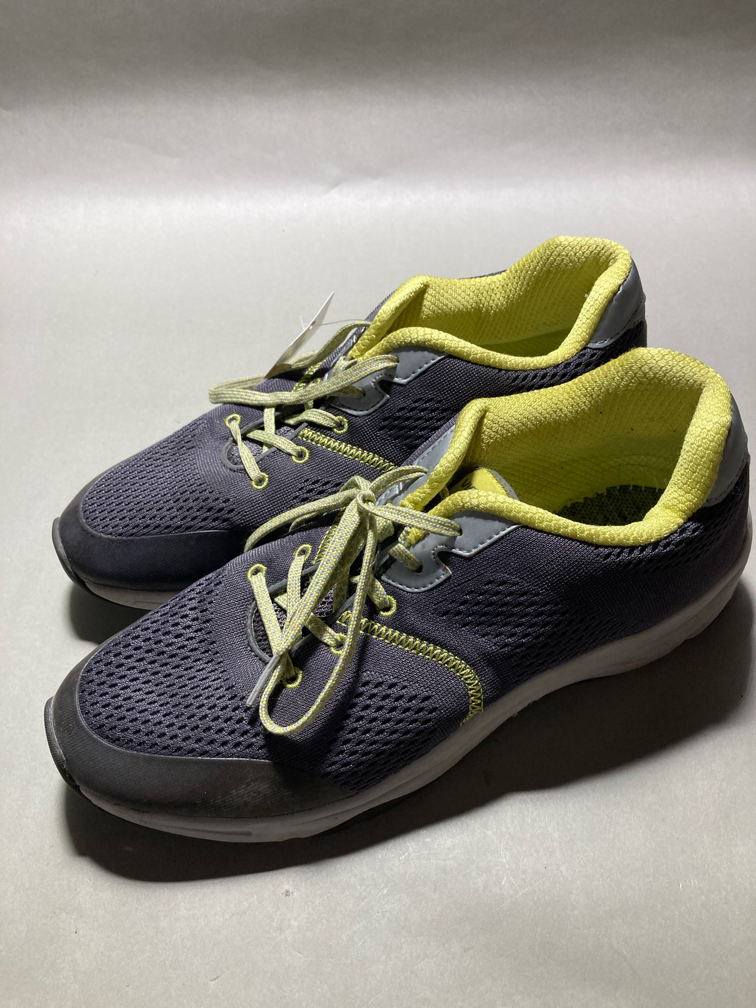 Vionic Charcoal Mesh Sneakers Size US 8.5