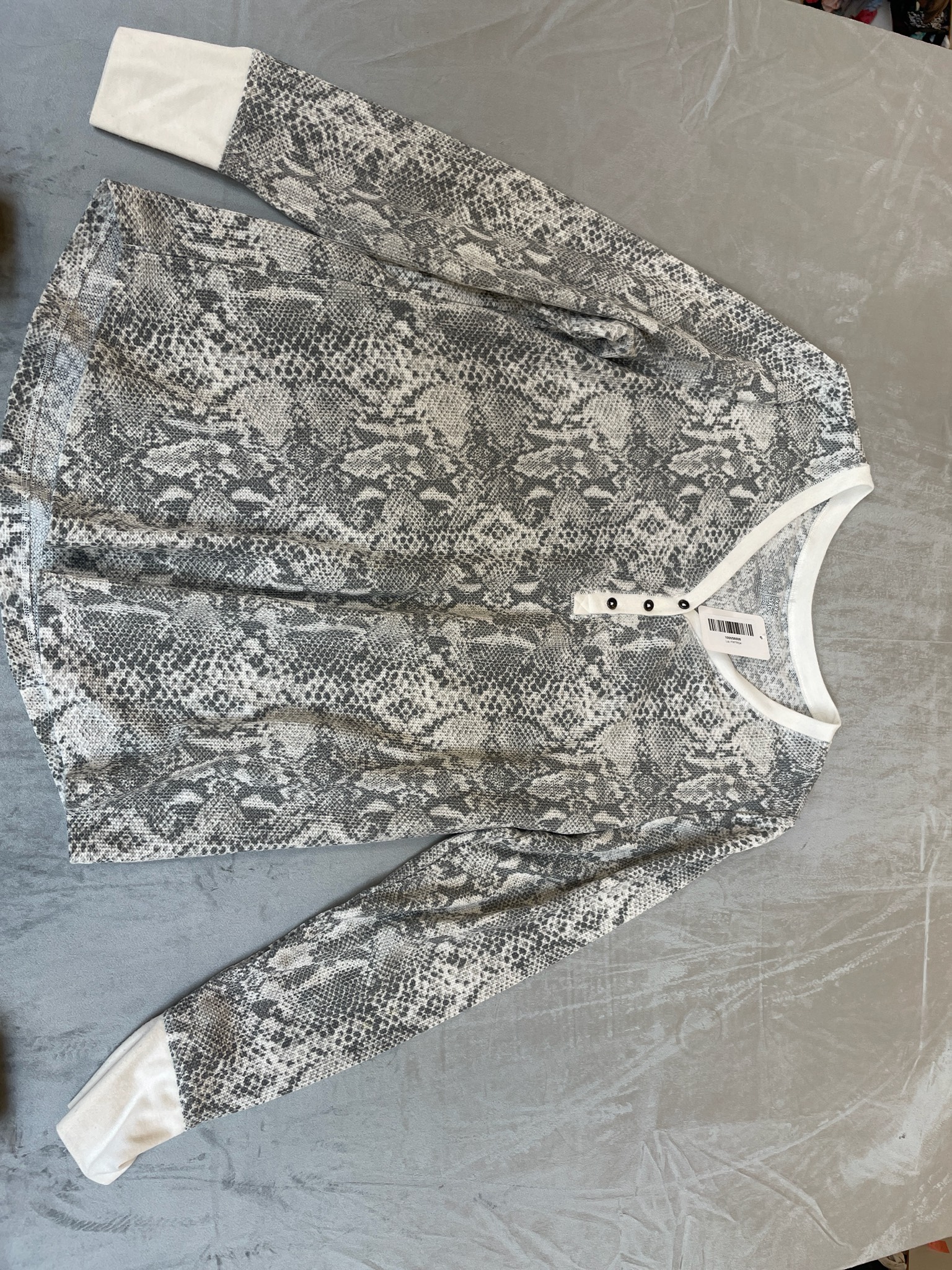 Time and Tru Grey Snake Print Waffle Knit Henley Top Size XXXL