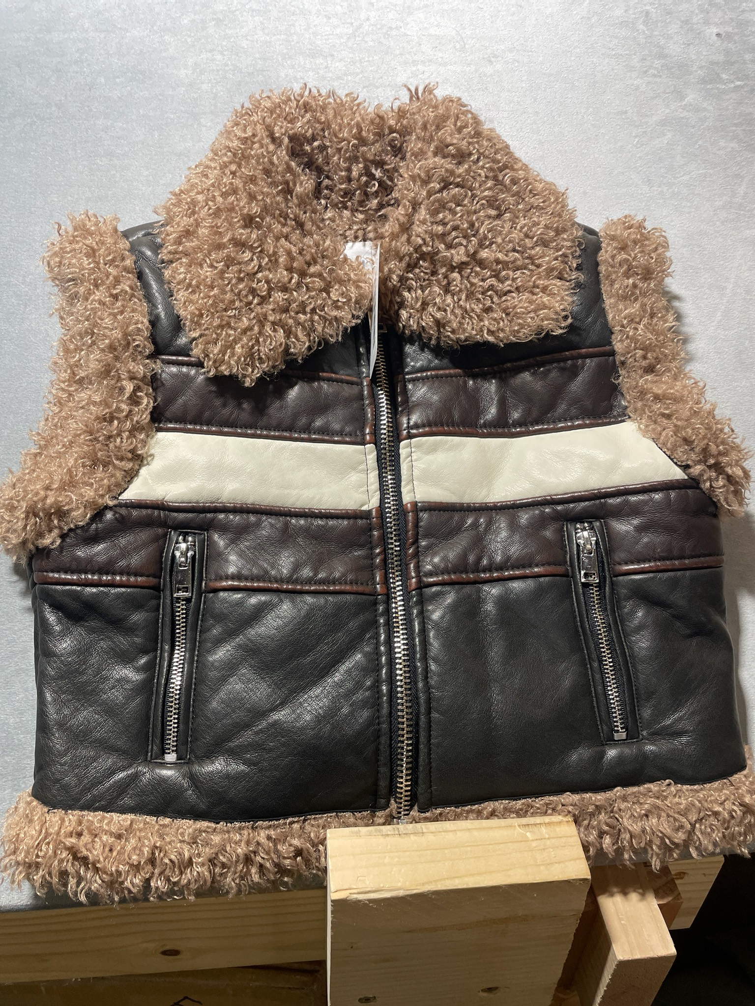 CALI 1850 Dark Brown Faux Leather Vest Size Small