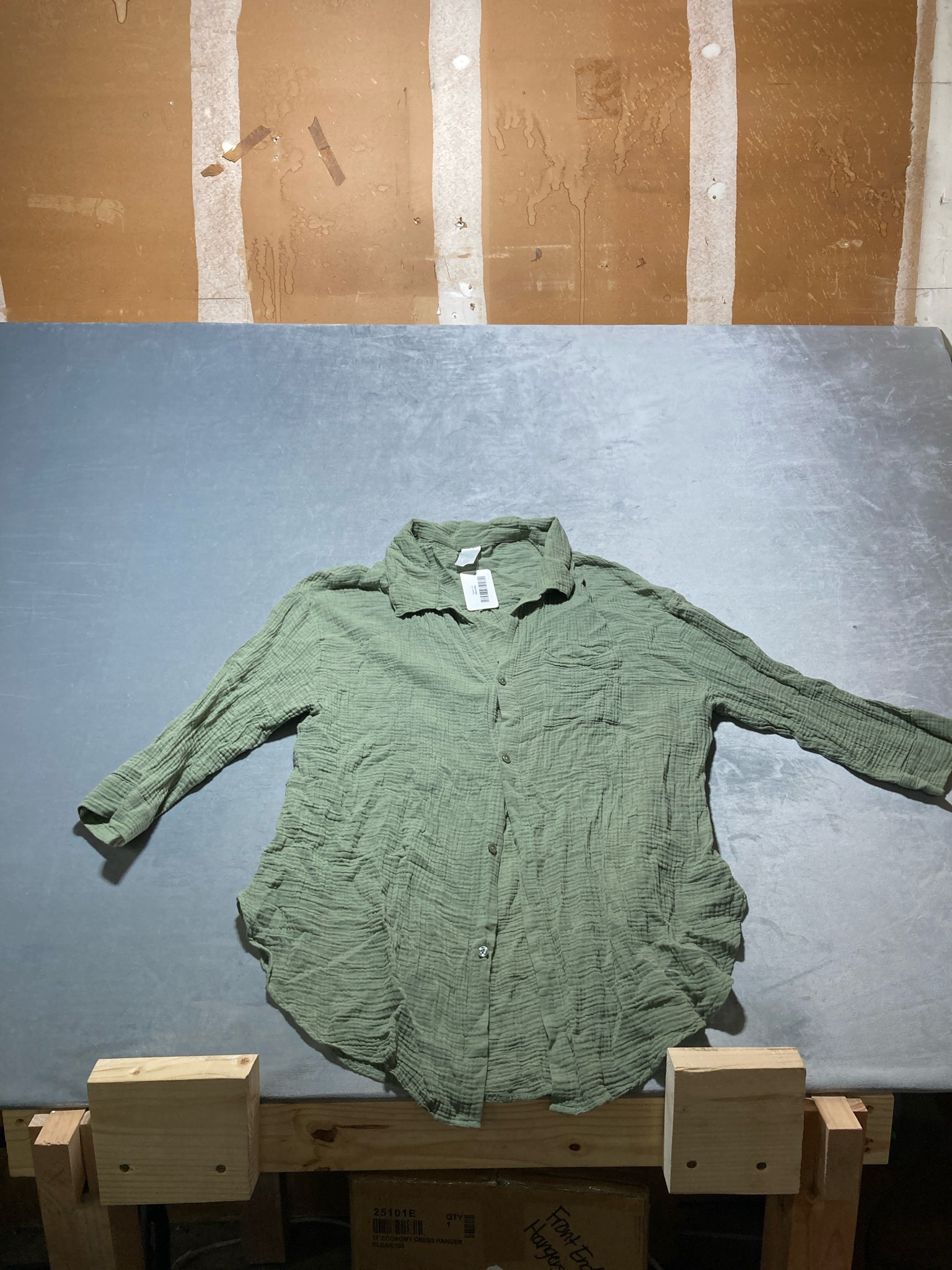 Kona Sol Sage Green Gauze Button-Up Shirt Size L