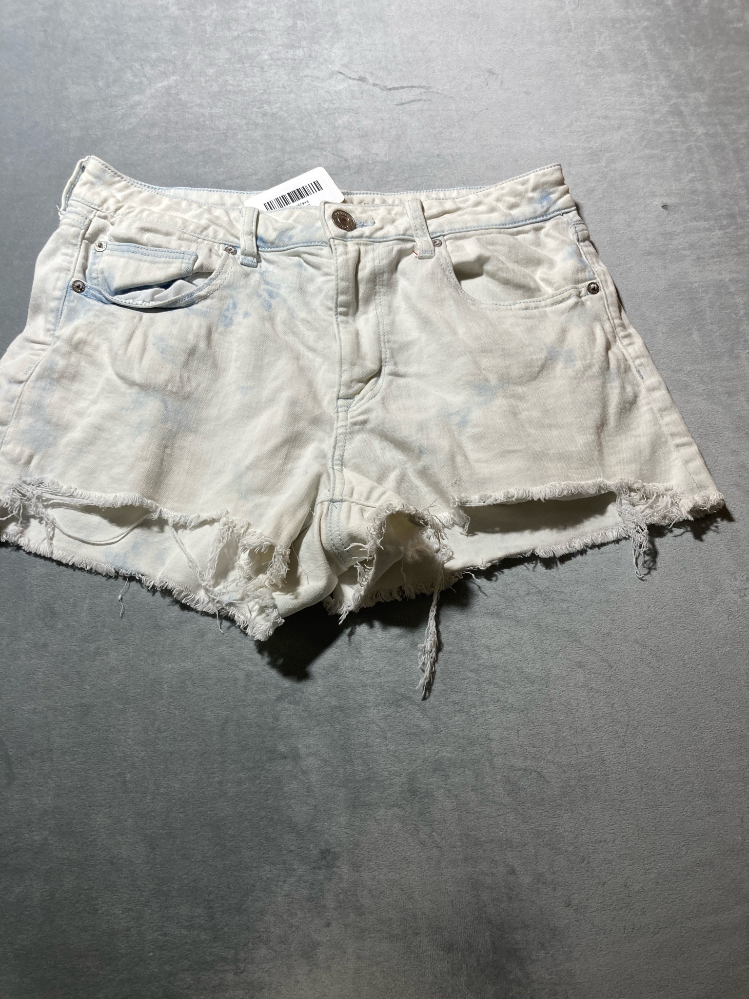 American Eagle Off-White Denim Cutoff Shorts Size US 12
