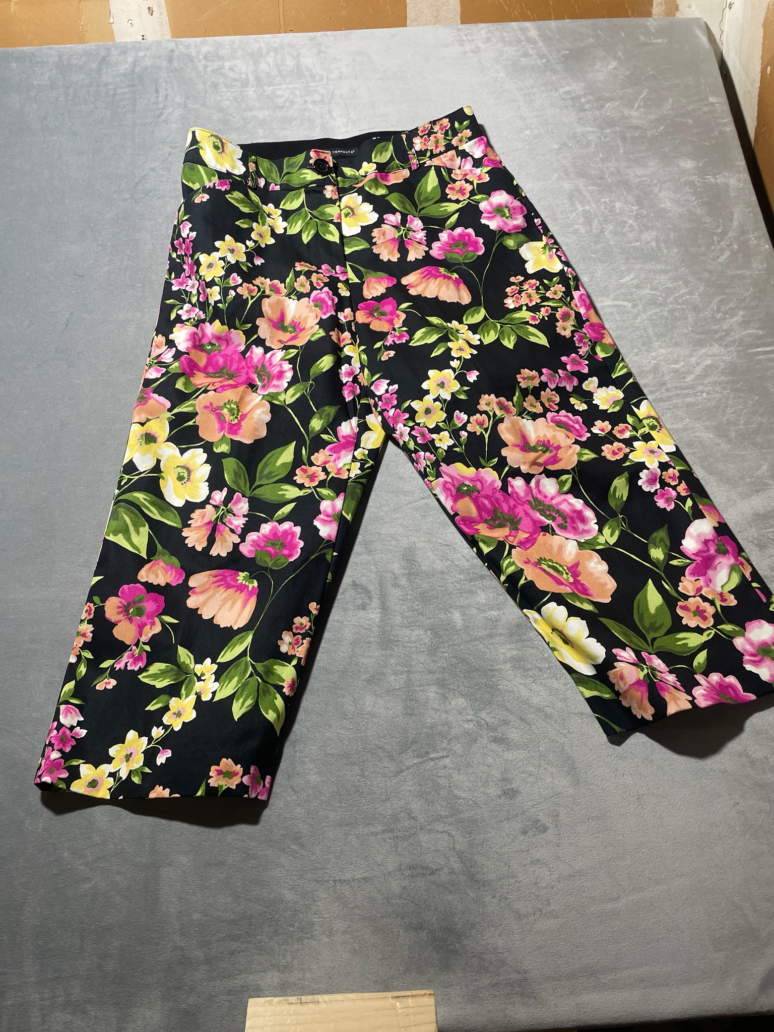 Counterparts Black Floral Cotton Blend Pants Size Size 10