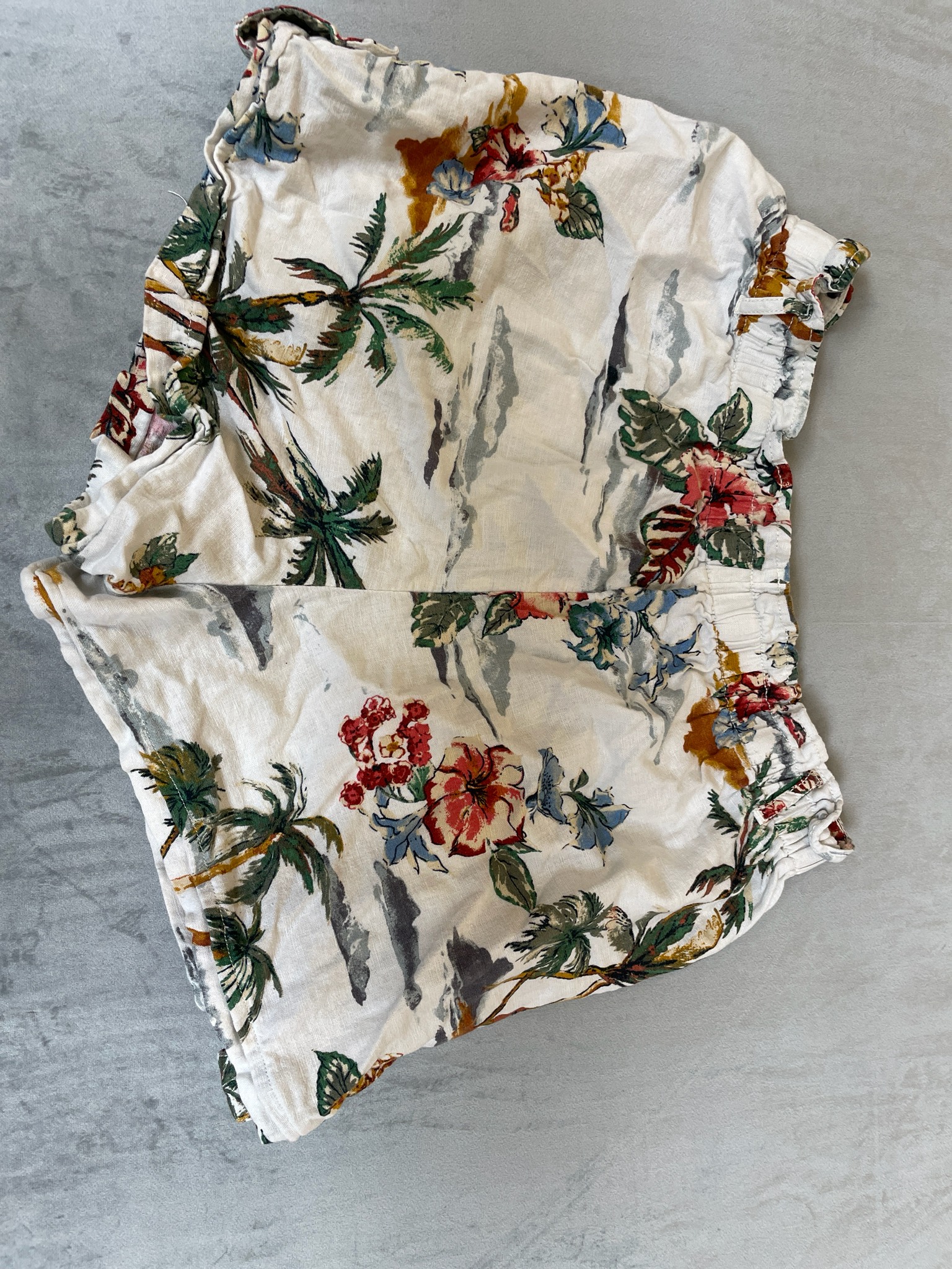 Time and Tru Cream Tropical Floral Woven Shorts Size L (12-14)