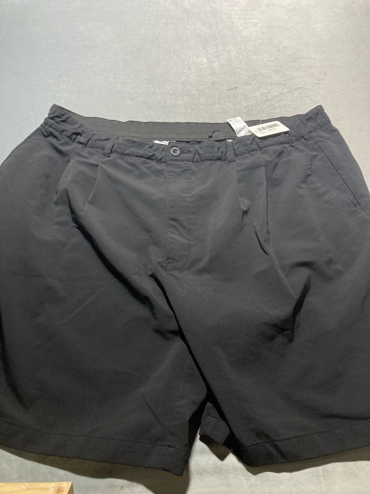 Reebok golf Black polyester blend shorts size 54