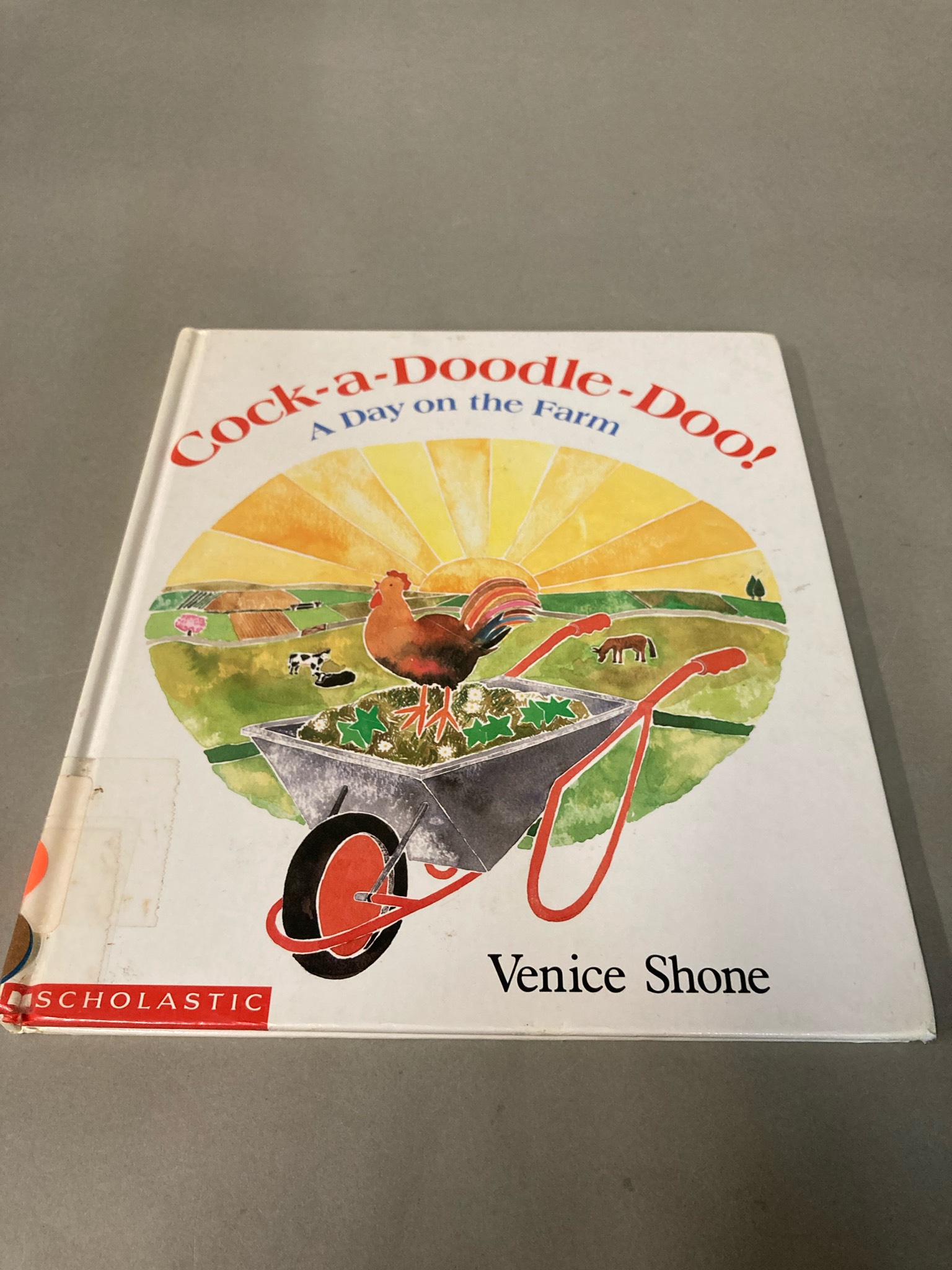 Scholastic Cock-a-Doodle-Doo A Day on the Farm