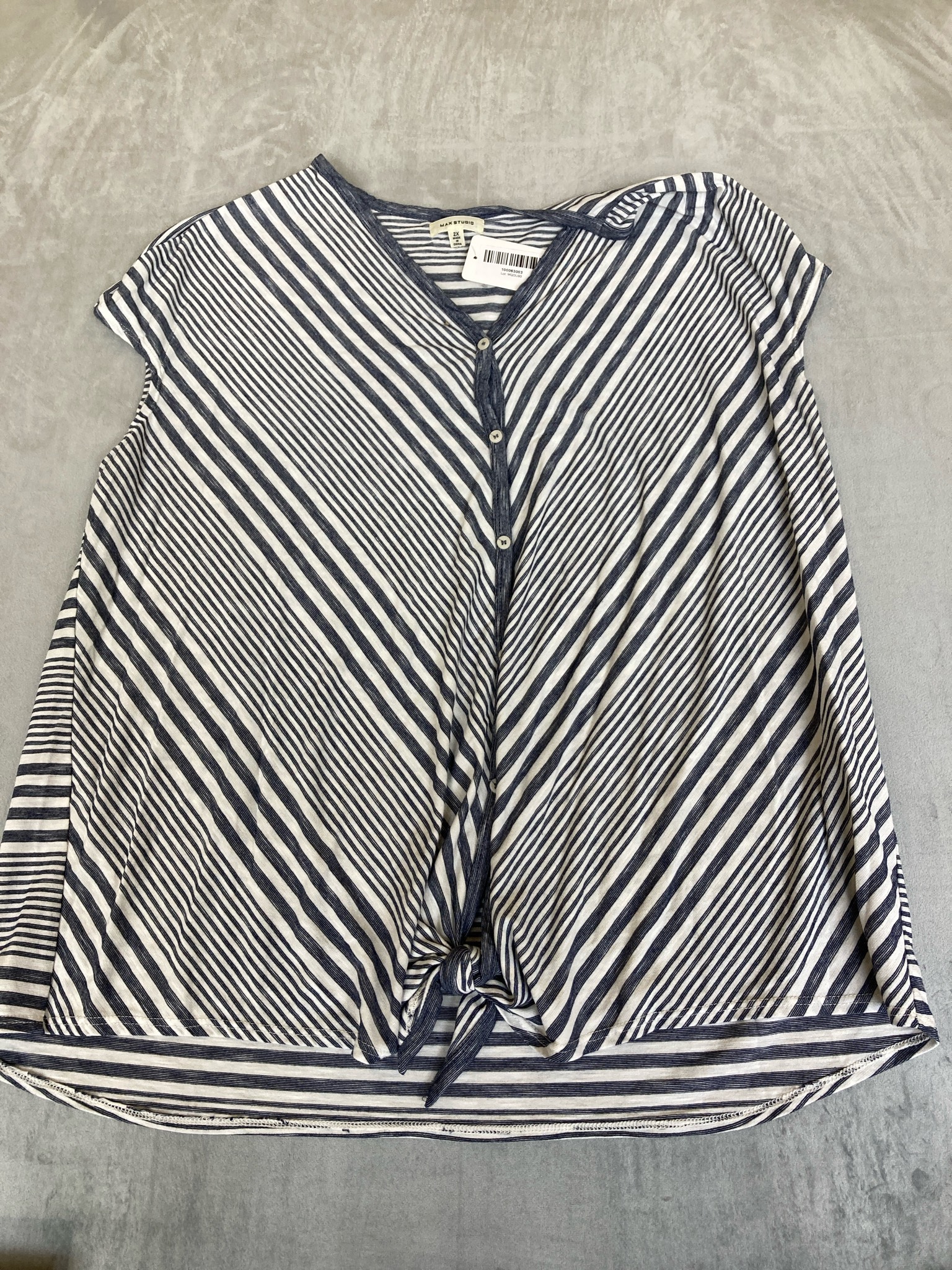 Max Studio Navy and White Striped Lightweight Knit Button-Front Top Size 2X