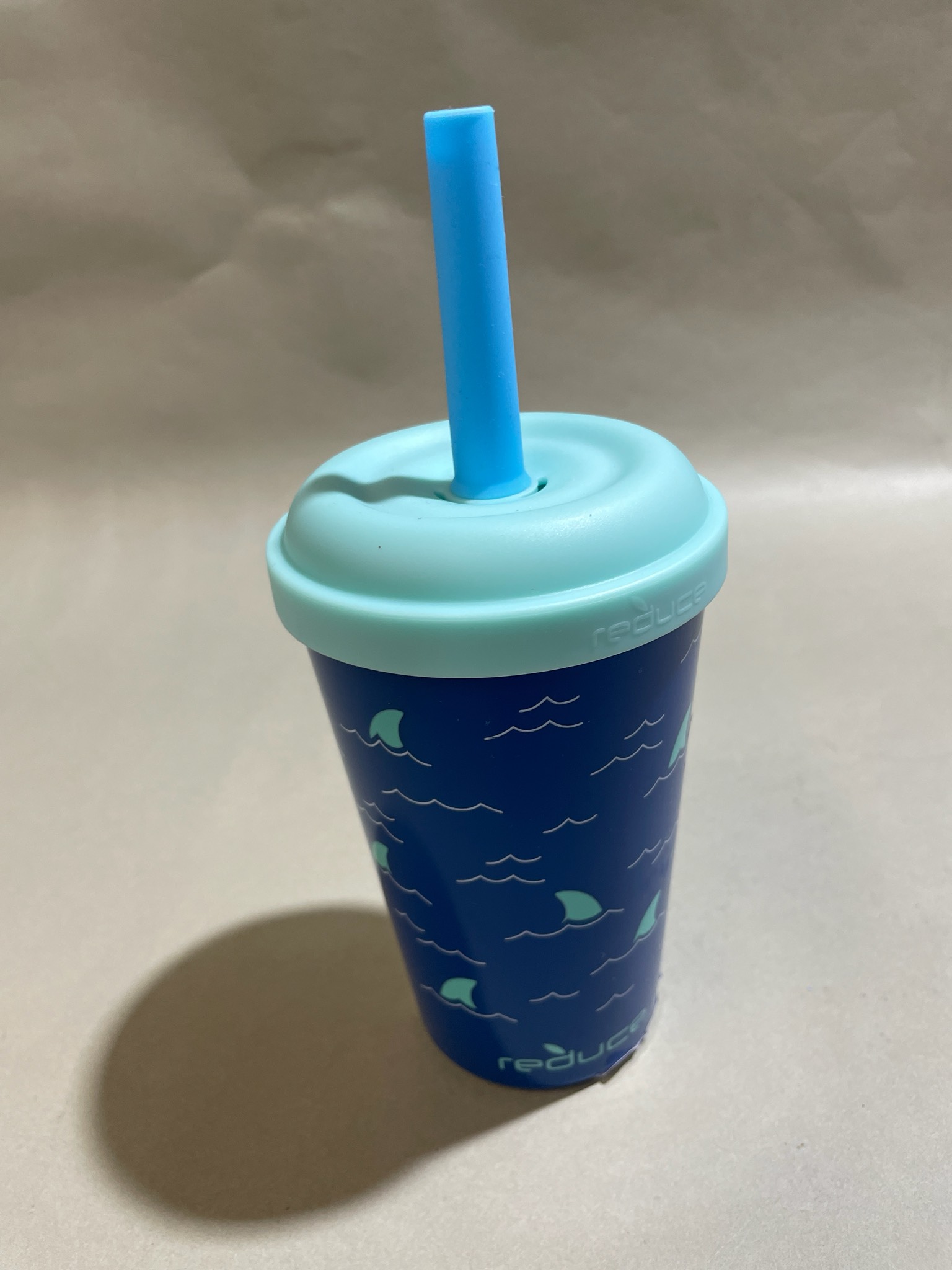 Reduce Dark Blue Shark Print Tumbler