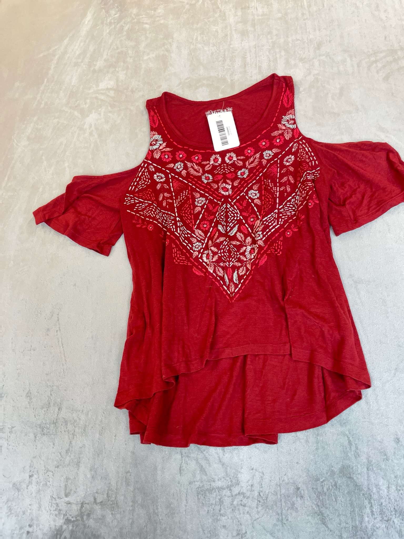 Mudd Red Slub Knit Cold-Shoulder Top Size S