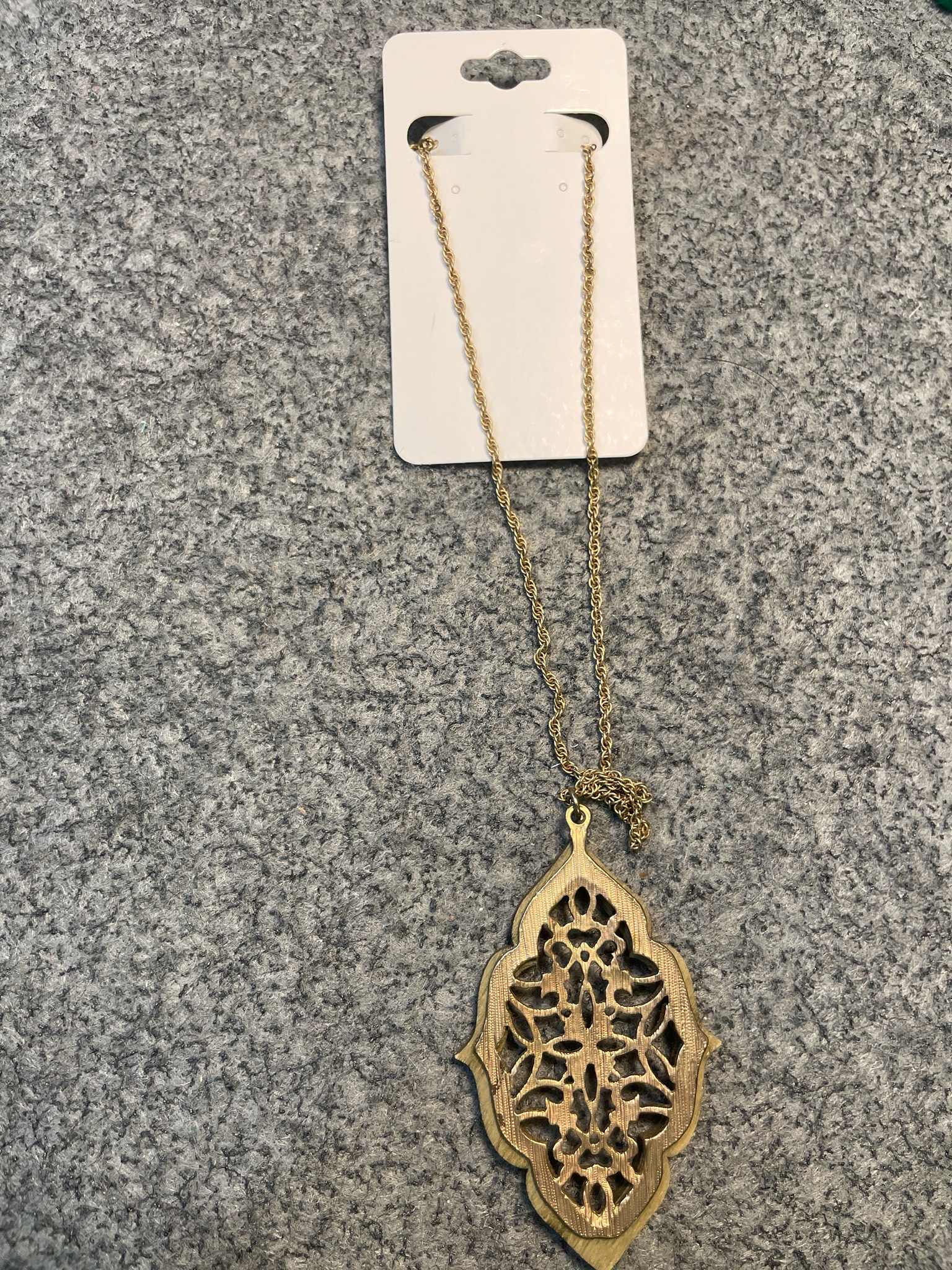 Gold Tone Wood Filigree Pendant Necklace