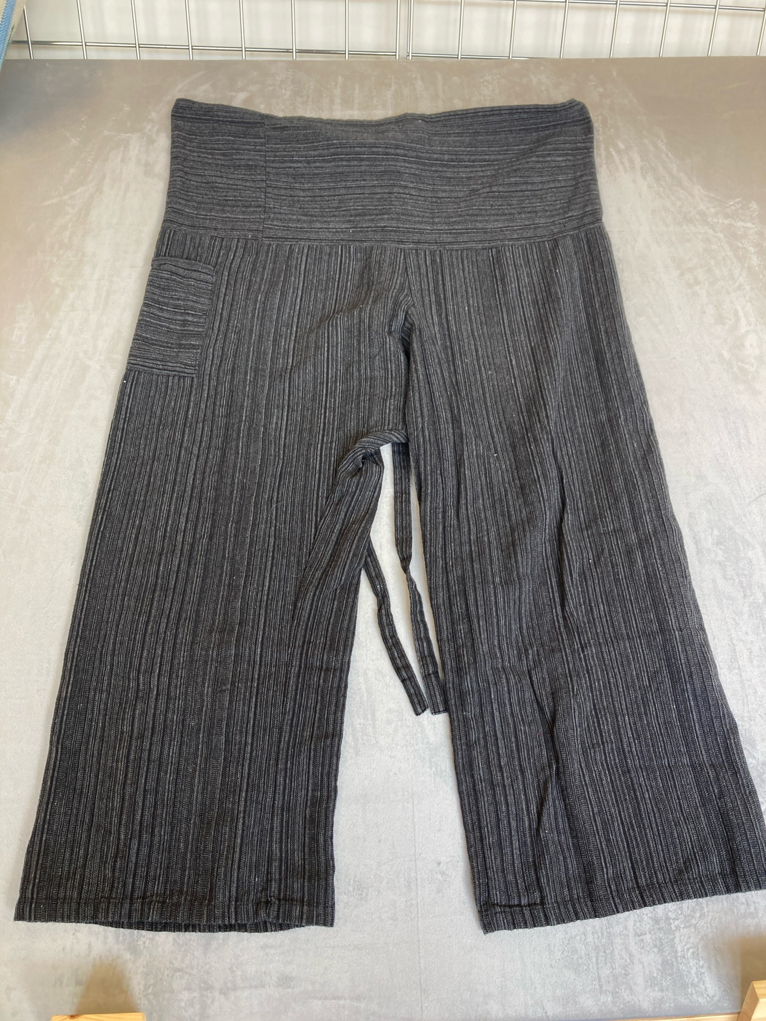 Earth Trading Co Charcoal Gray Ribbed Knit Wide-Leg Pants Size One Size Fits Most