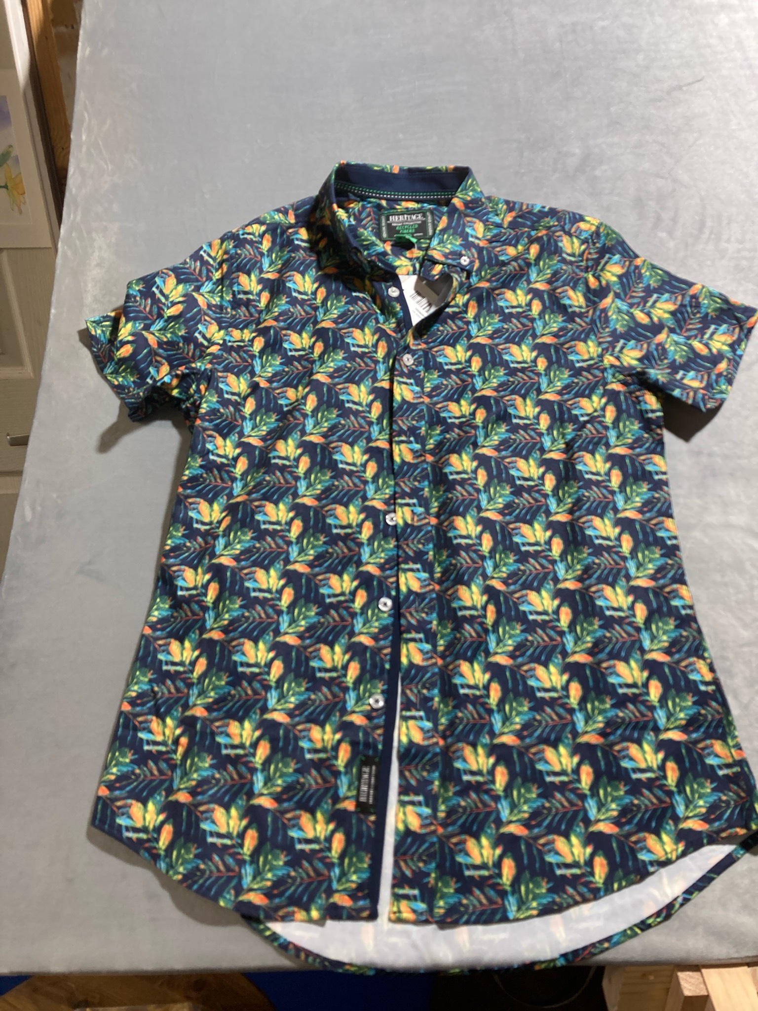 HERITAGE Navy Tropical Leaf Recycled Fibers Short-Sleeve Button-Up Shirt Size M