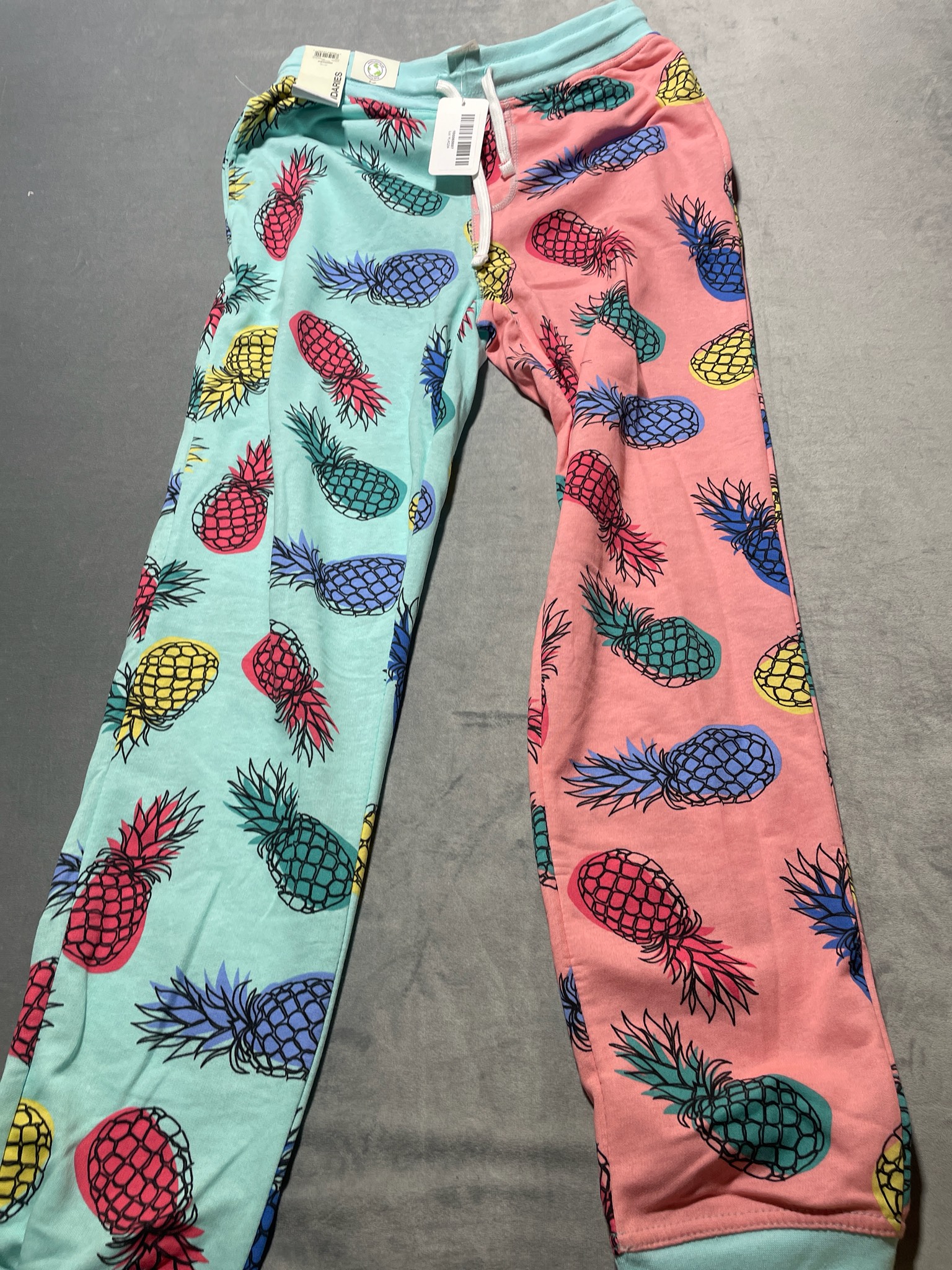 No Boundaries blue and pink pineapple pattern sleep joggers size small NWT