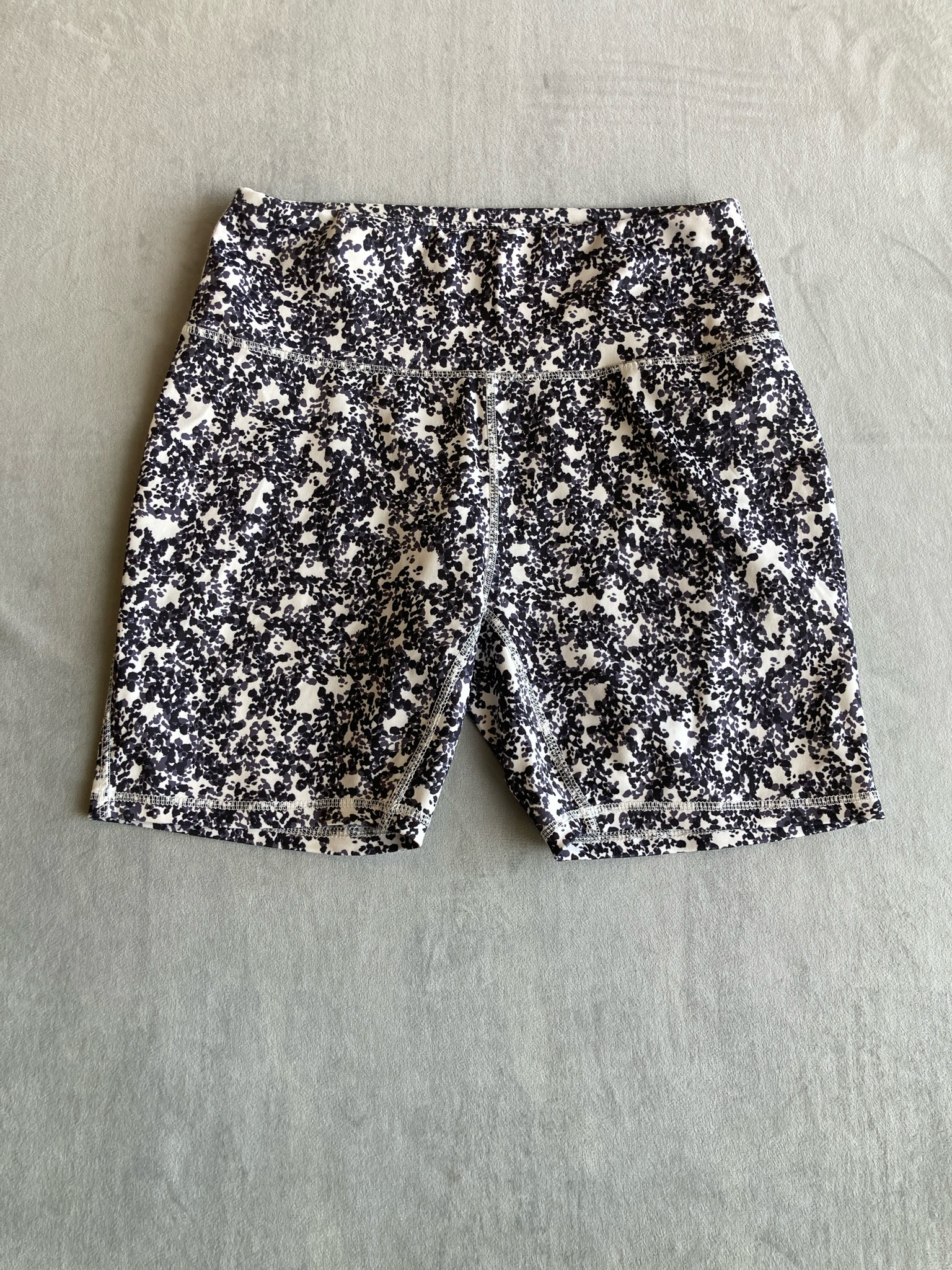 White Black Spotted Stretch Knit Shorts
