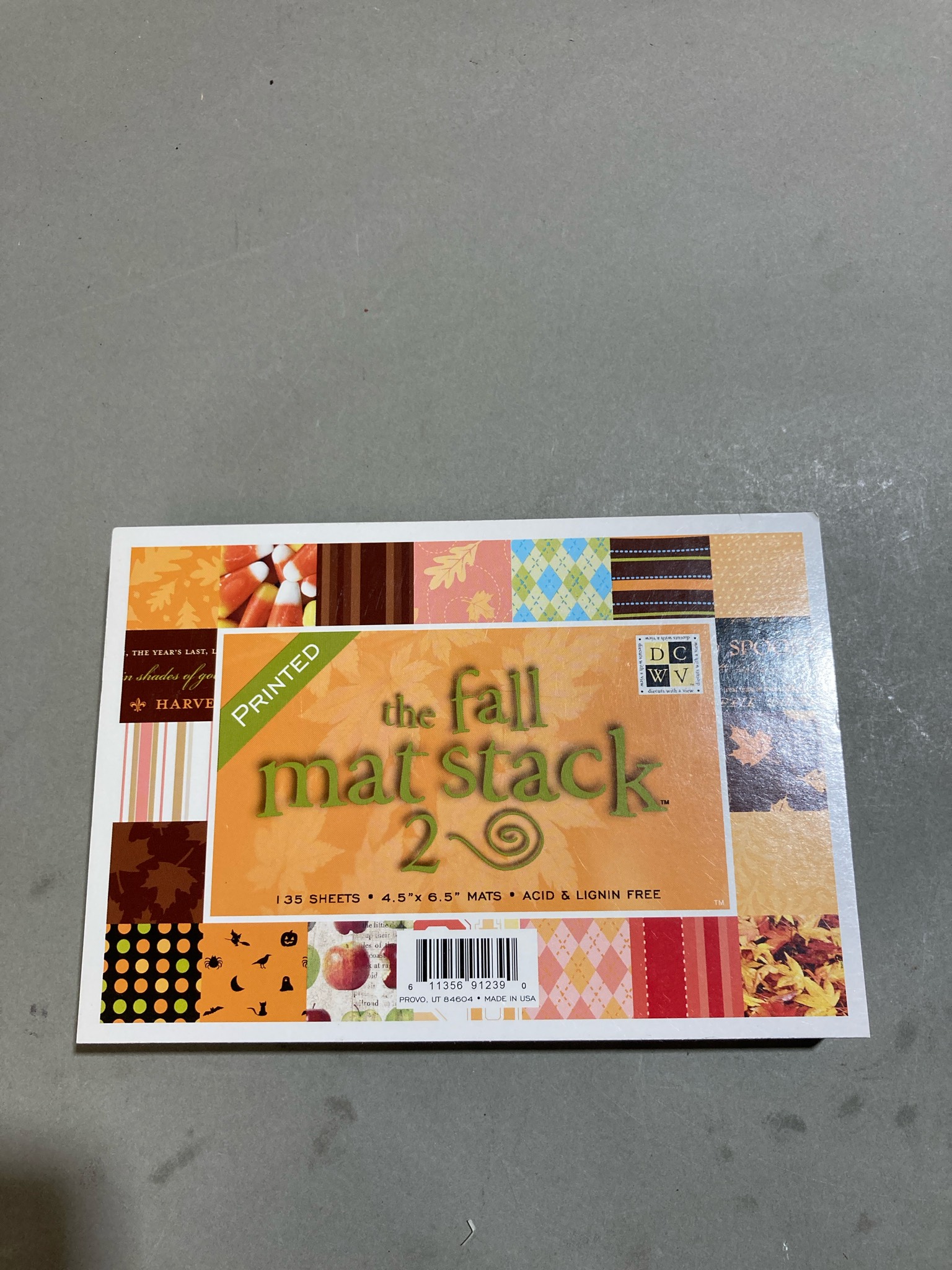 DCWV Orange Fall Printed Mat Pack Size 4.5" x 6.5"