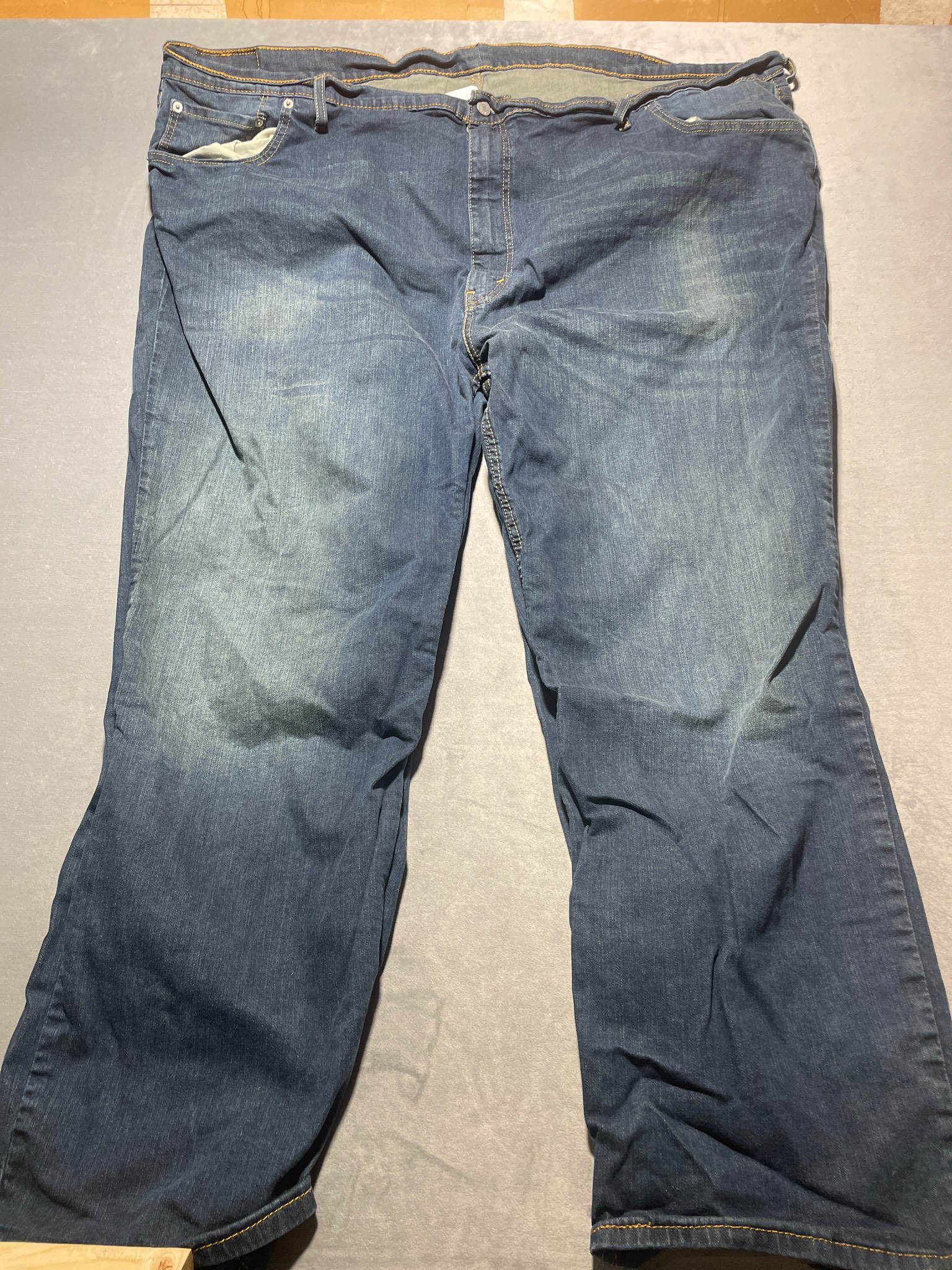 Levi's Medium Indigo cotton blend 559 jeans size 56x32