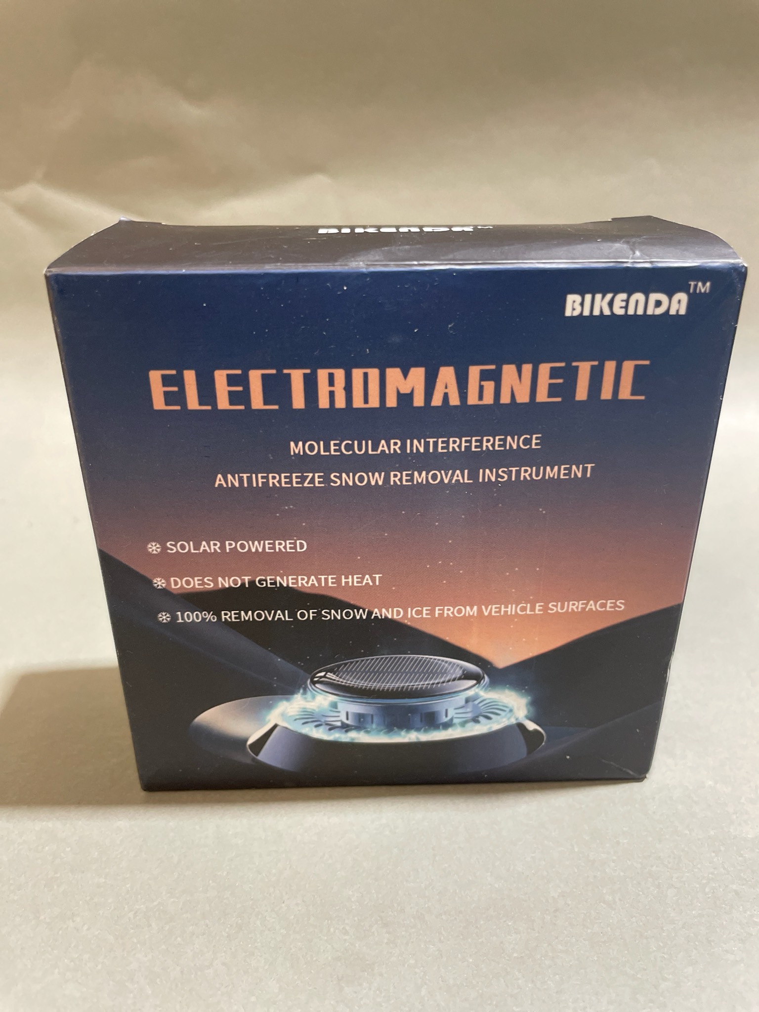 BIKENDA Black Solar Car De-Icer