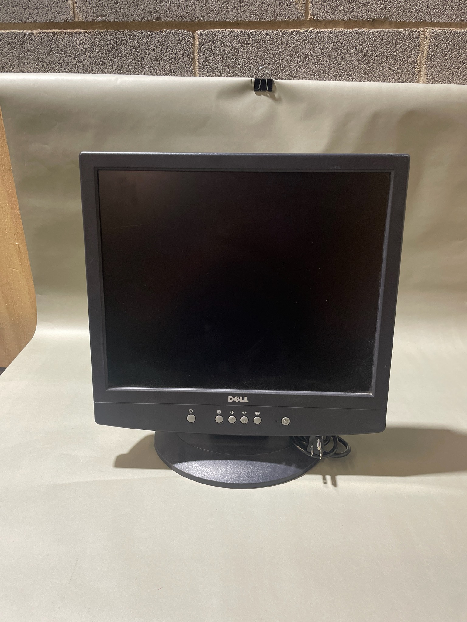 Dell Black LCD Desktop Monitor Size 17 inch