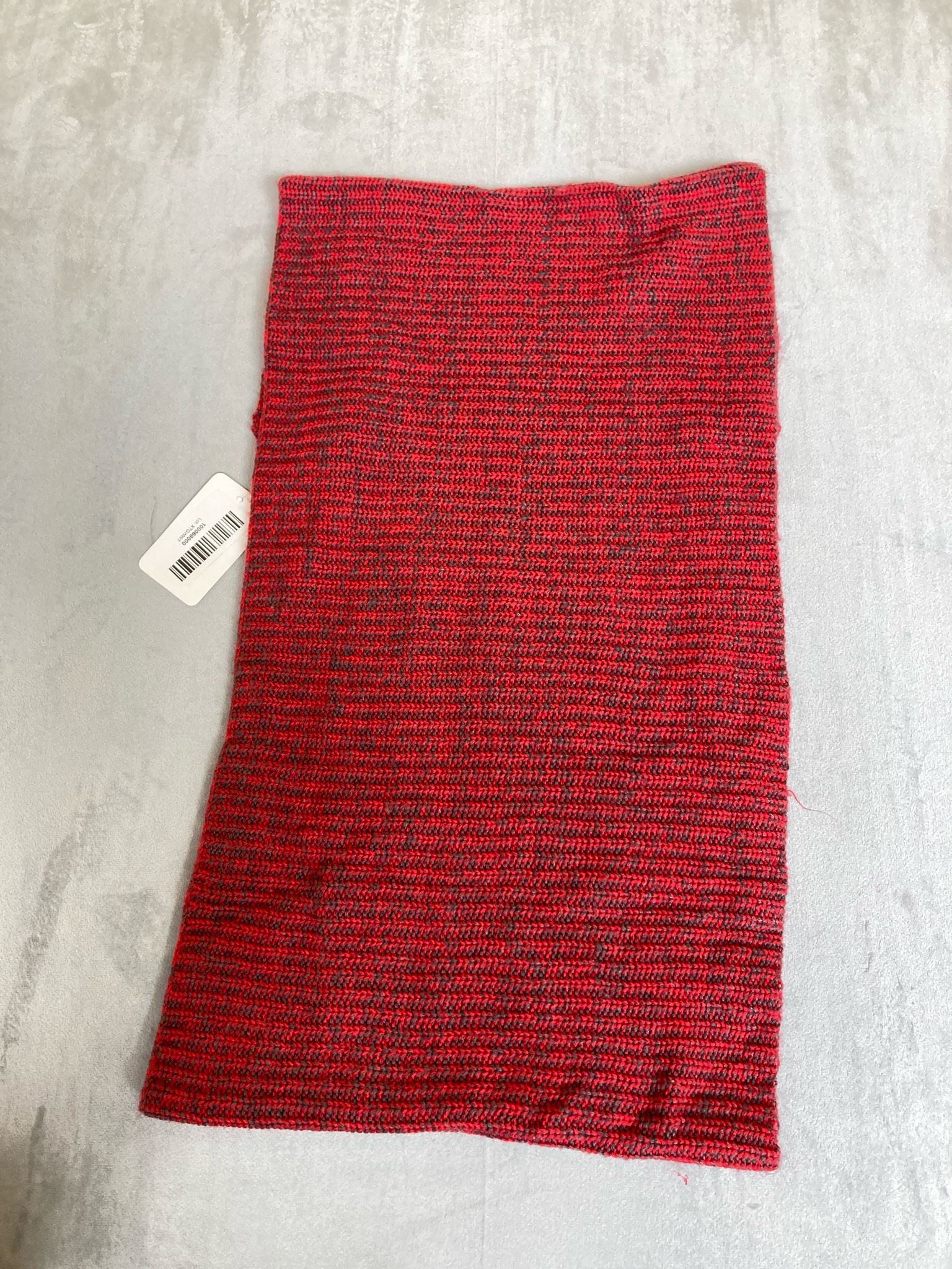 Red Dark Gray Ribbed Knit Scarf