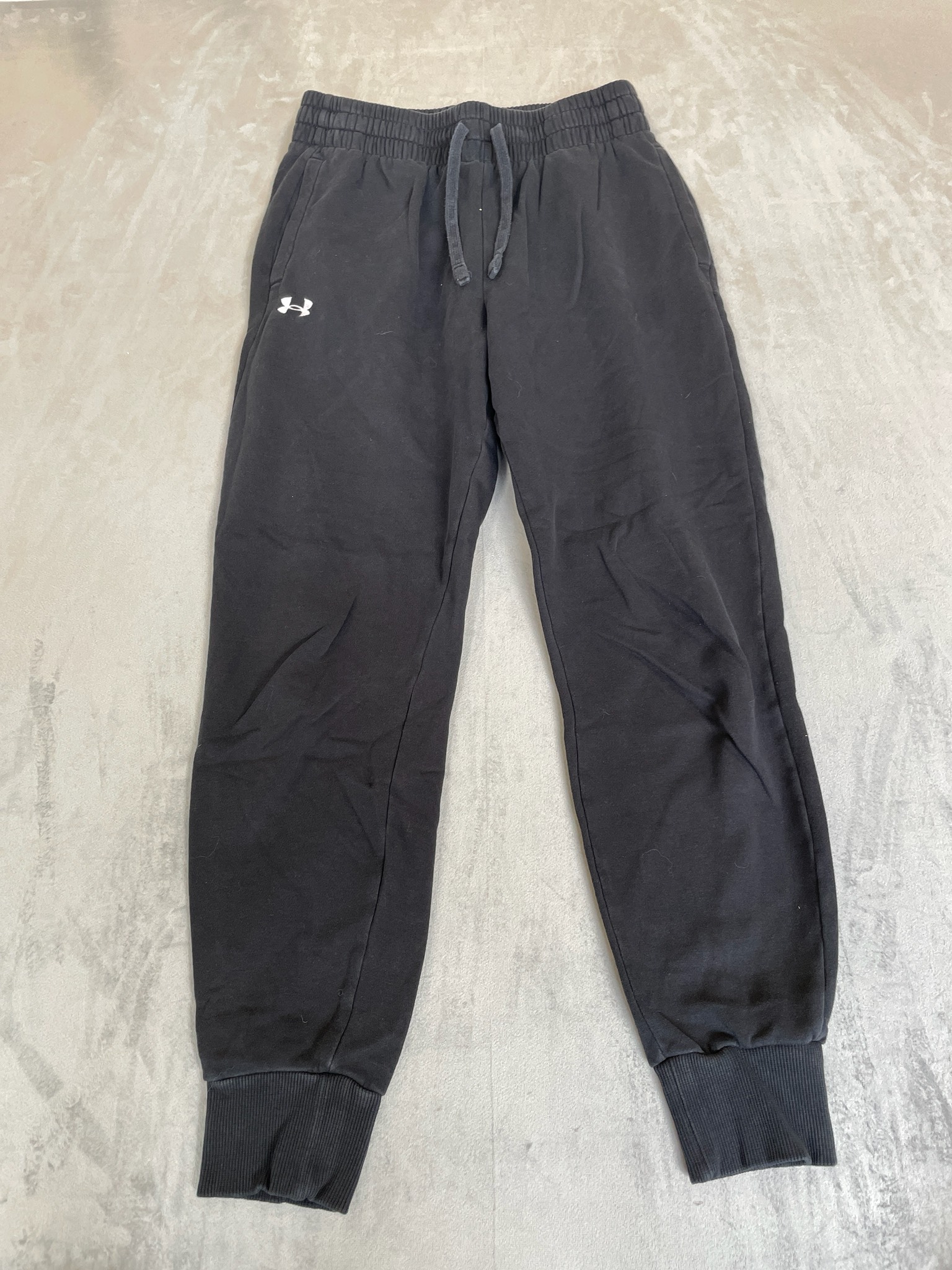 Under Armour Black Fleece-Lined Joggers Size Small