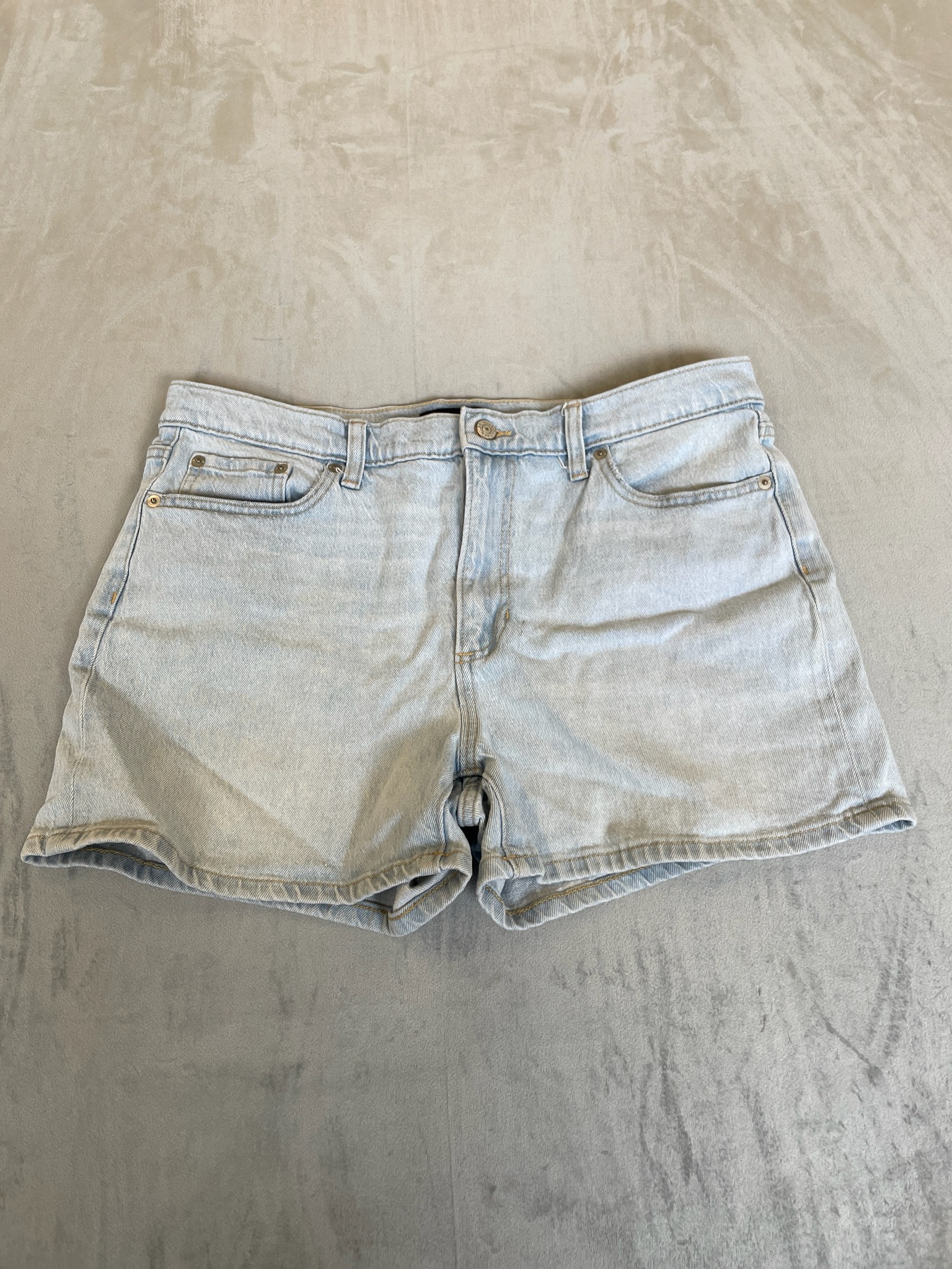 Banana Republic Light Blue Denim Shorts Size Size 31