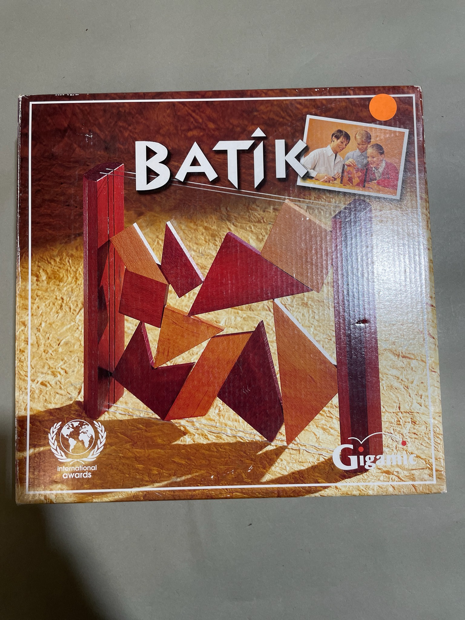 Gigamic Brown BATIK Board Game