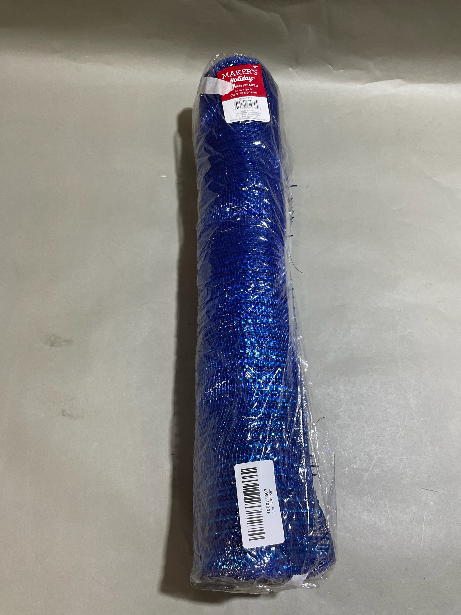 Maker's Holiday Blue Metallic Decorative Mesh Roll Size 21 in x 30 ft