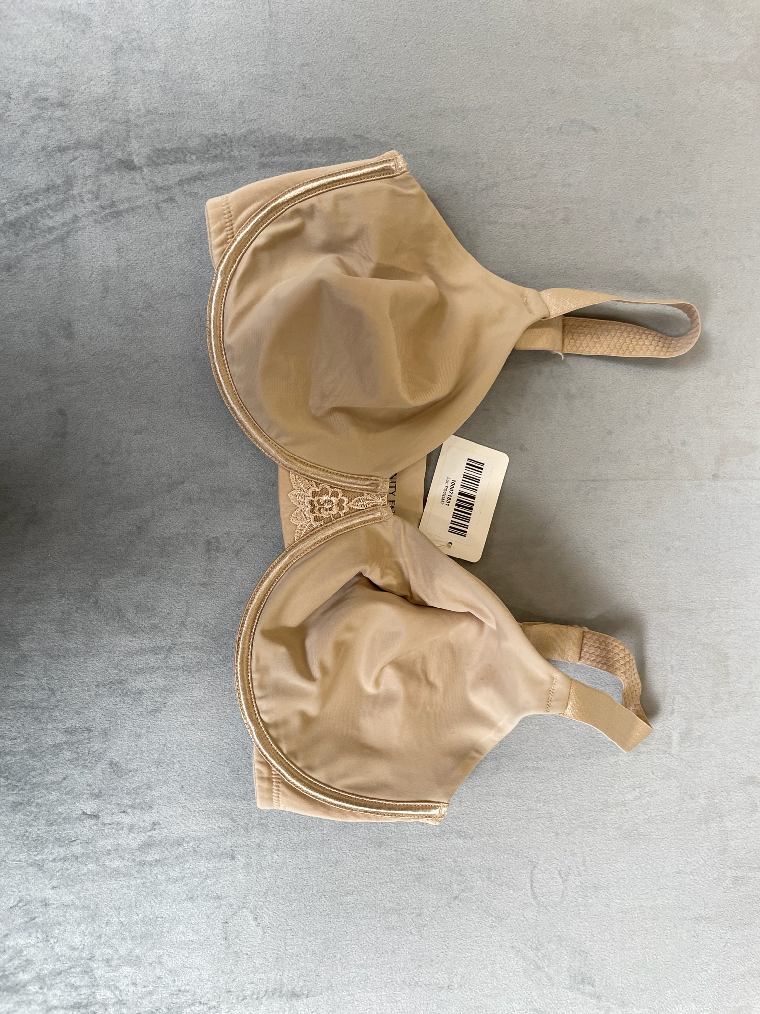 Vanity Fair Nude Nylon/Spandex Bra Size 38DD