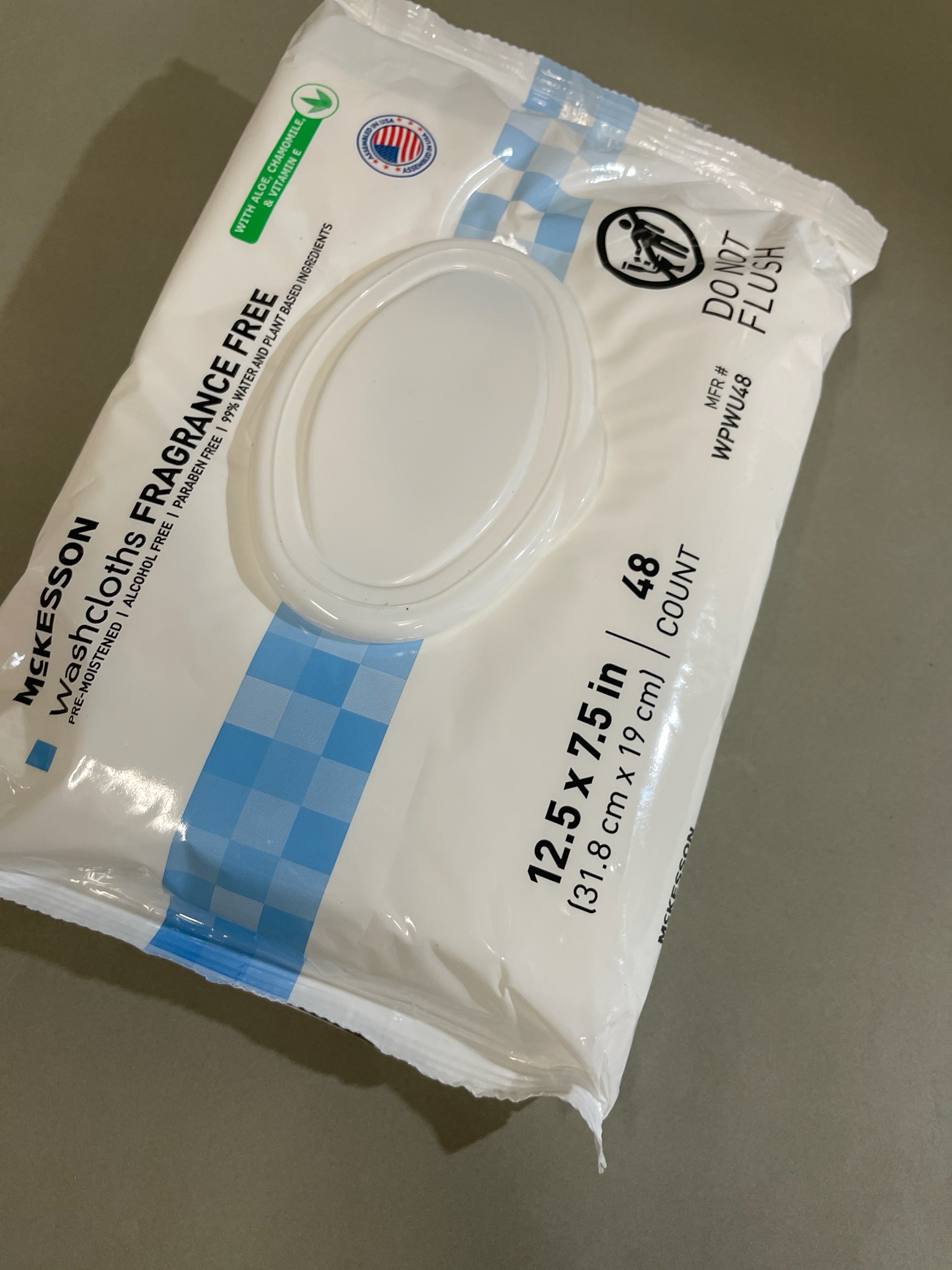 McKesson White Pre-Moistened Washcloths Size 48 Count
