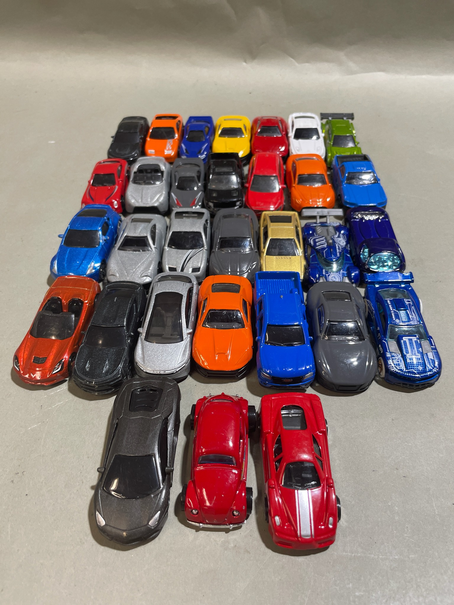 Assorted Color Die-Cast Toy Car Lot Size 1:64 scale