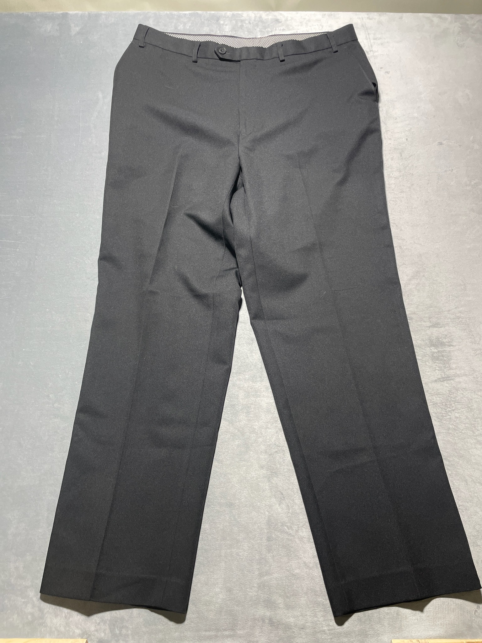 IZOD Black Polyester Dress Pants Size 38W x 32L