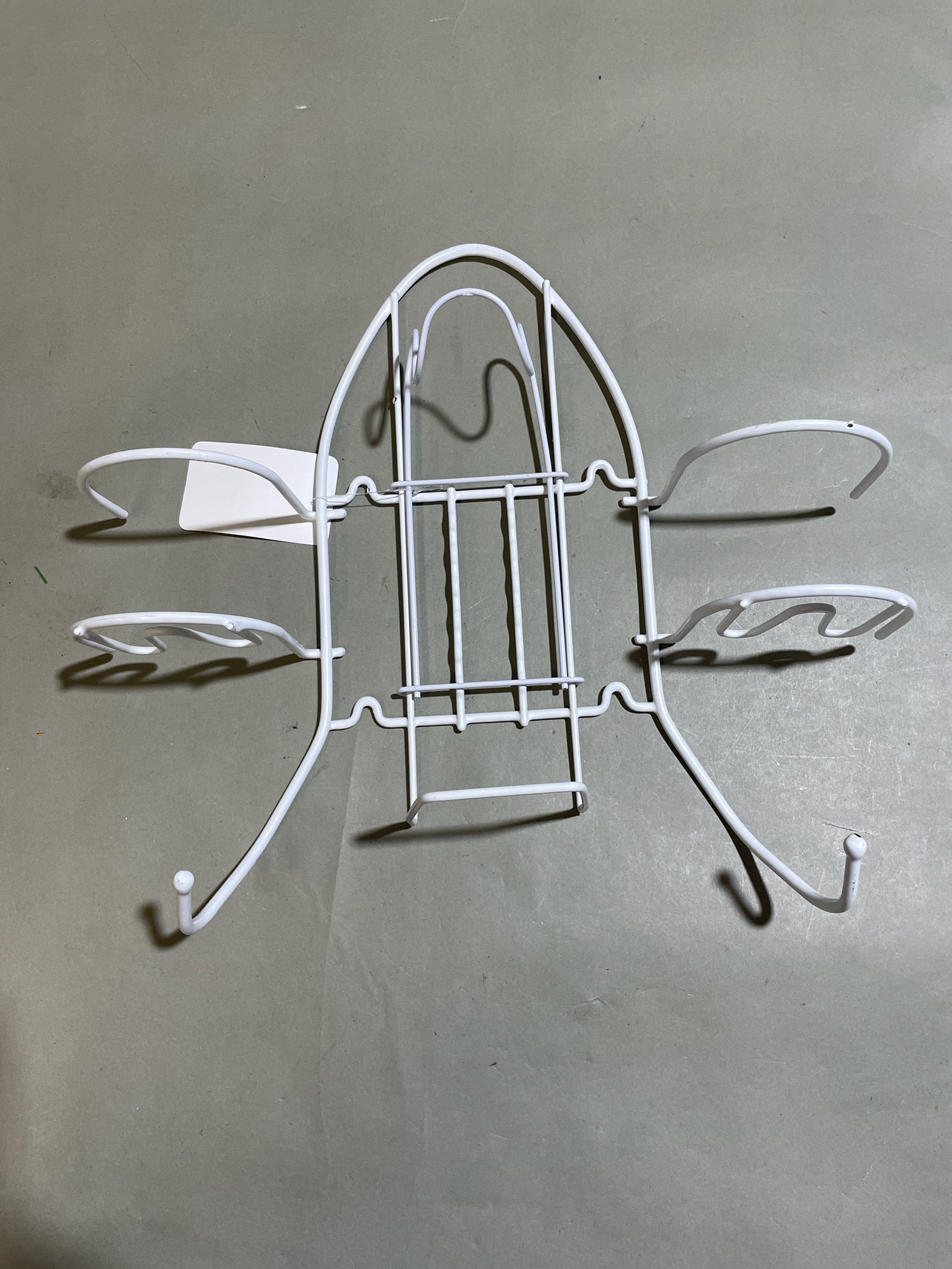 White Powder-Coated Wire Mug Rack Size Countertop