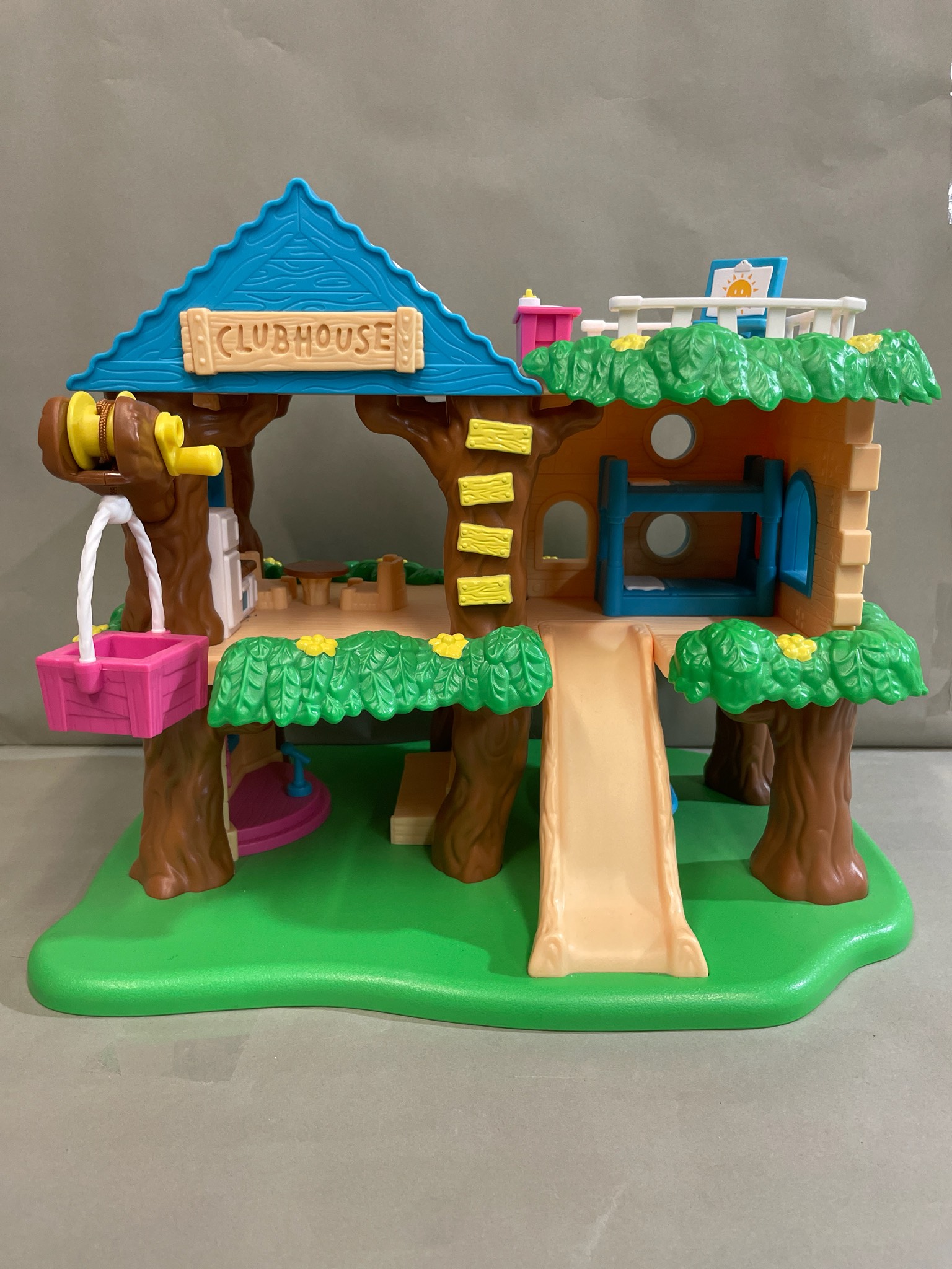 Lakeshore Green Multi-Level Plastic Treehouse Playset