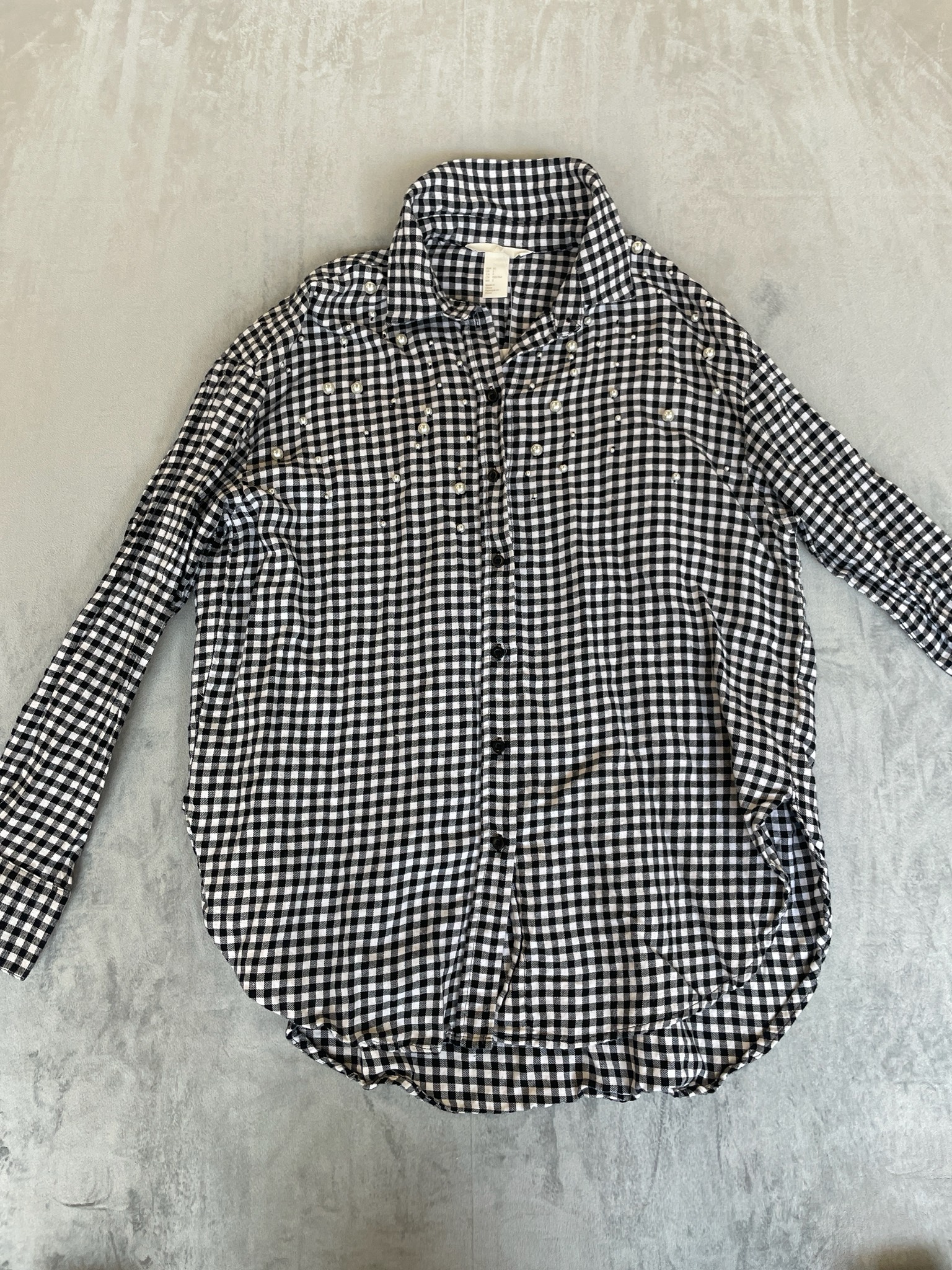 H&M Black and White Gingham Woven Button-Up Shirt Size US 2