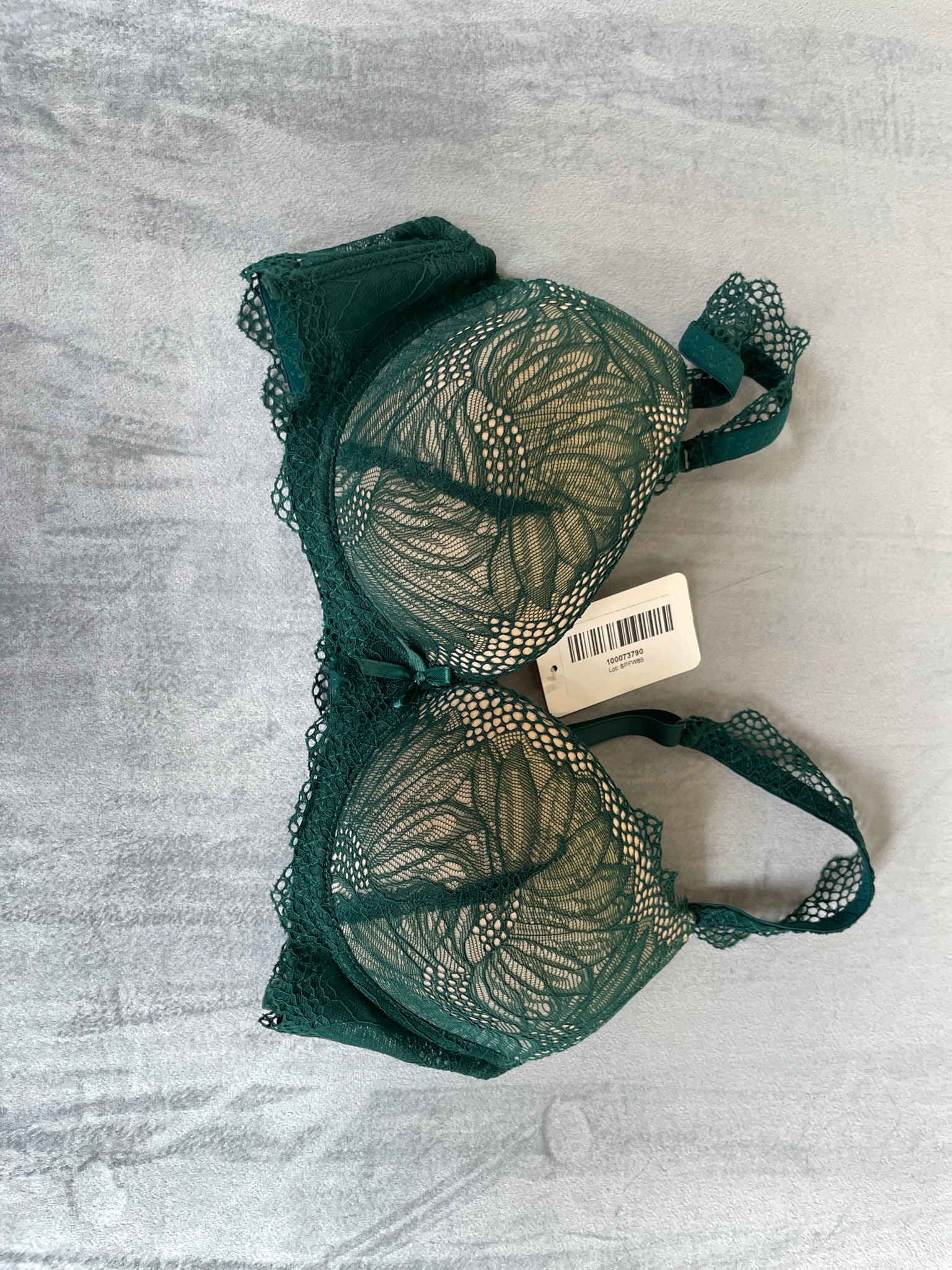 Fredericks of Hollywood Emerald Green Lace Bra Size 34D