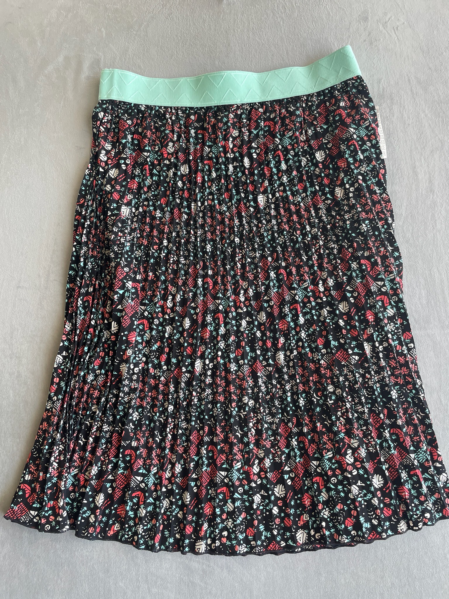 LuLaRoe Black Floral Lightweight Woven Skirt Size 2XL