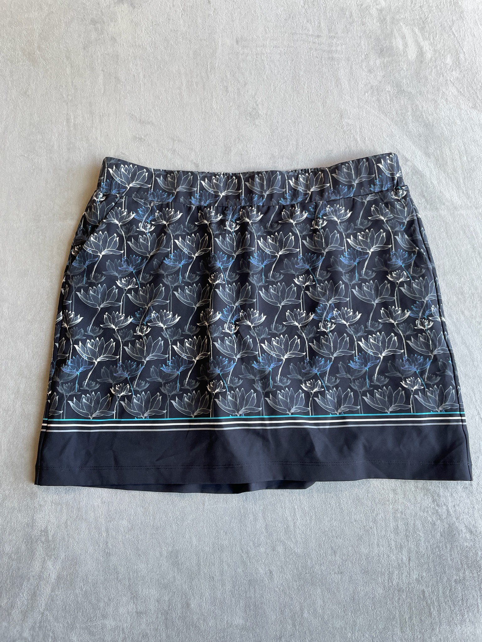 Kyodan Golf Navy Floral Synthetic Skirt Size G/L