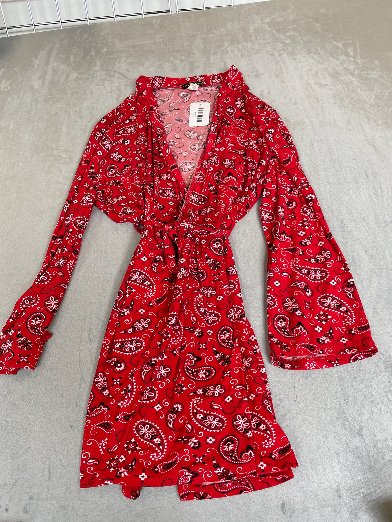 A Morning Person Red Paisley Polyester-Blend Wrap Dress Size Medium
