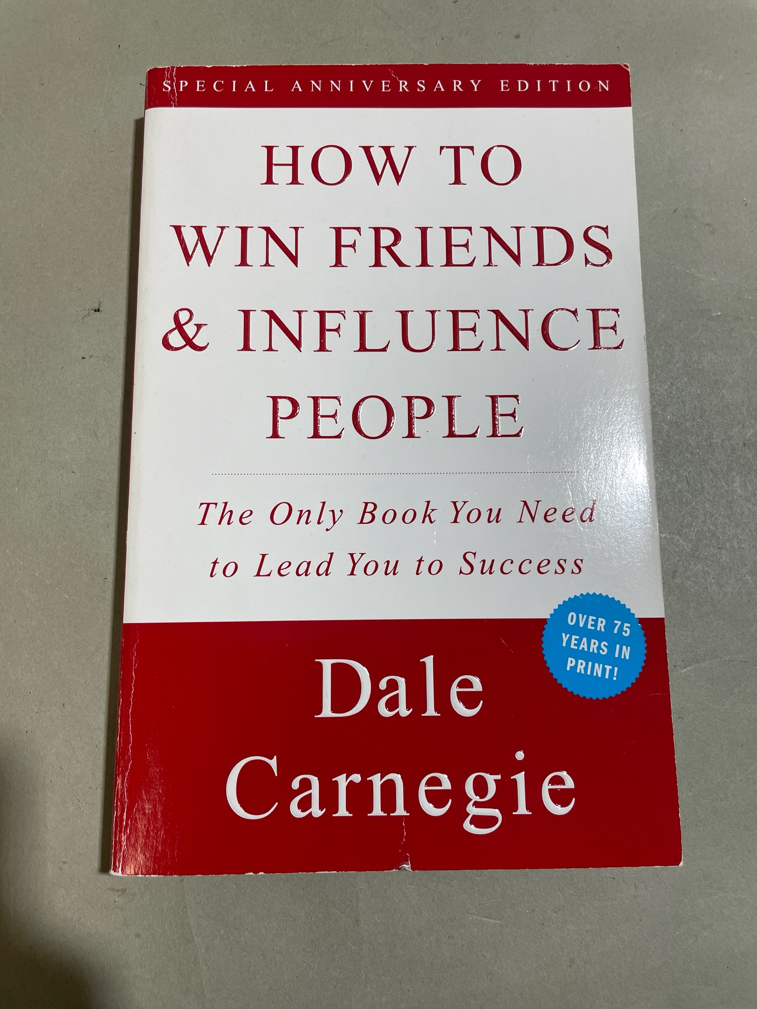 Dale Carnegie How to Win Friends and Influence People Paperback