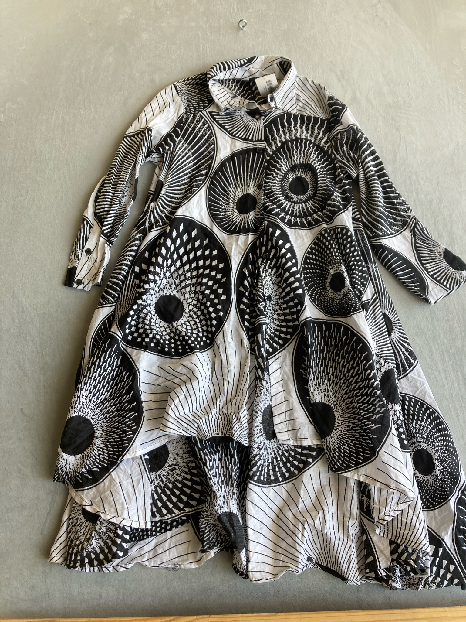 Step In Style Black and White Graphic Cotton Dress Size M
